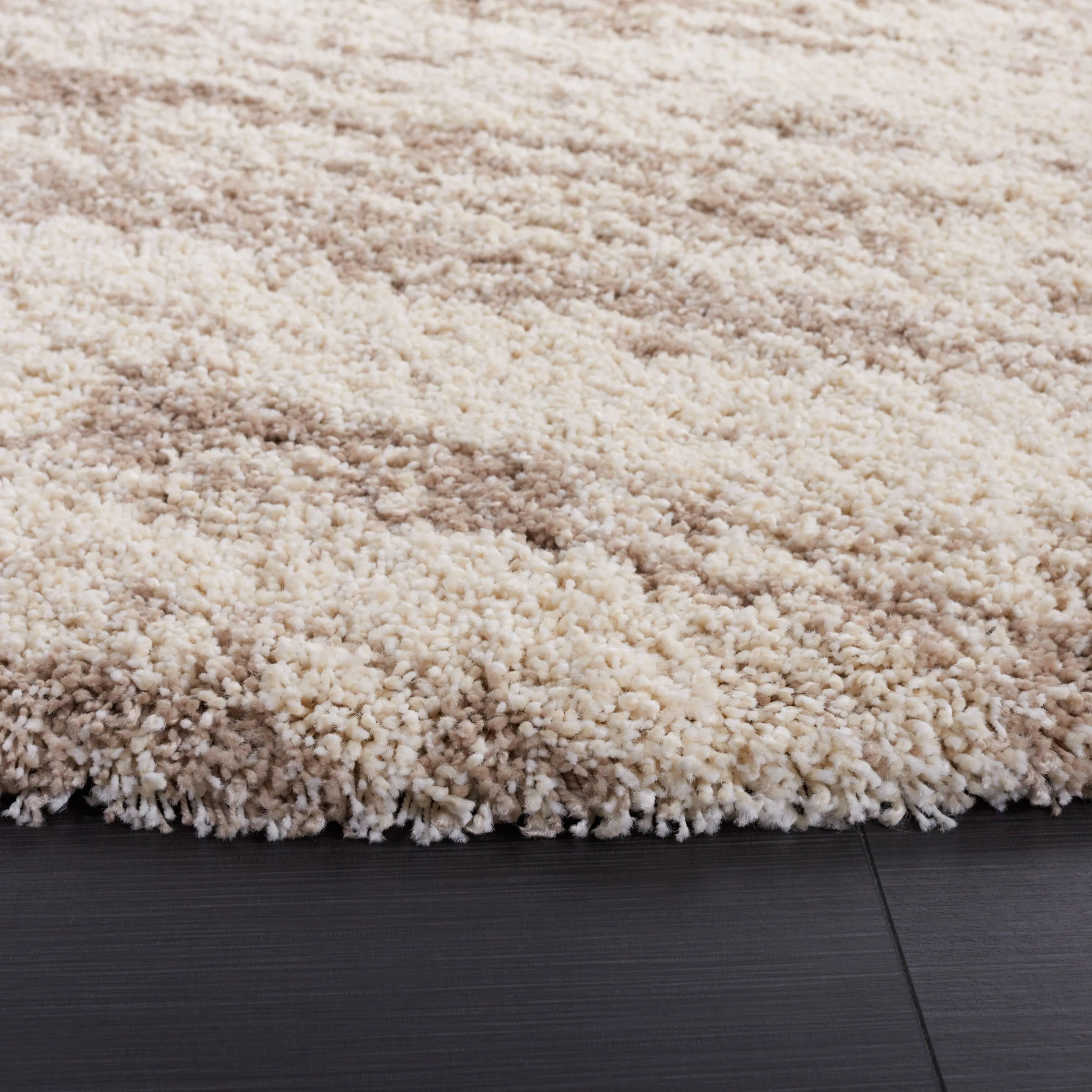 SAFAVIEH. Hudson Shag Felecia Modern Abstract 2-inch Thick Rug