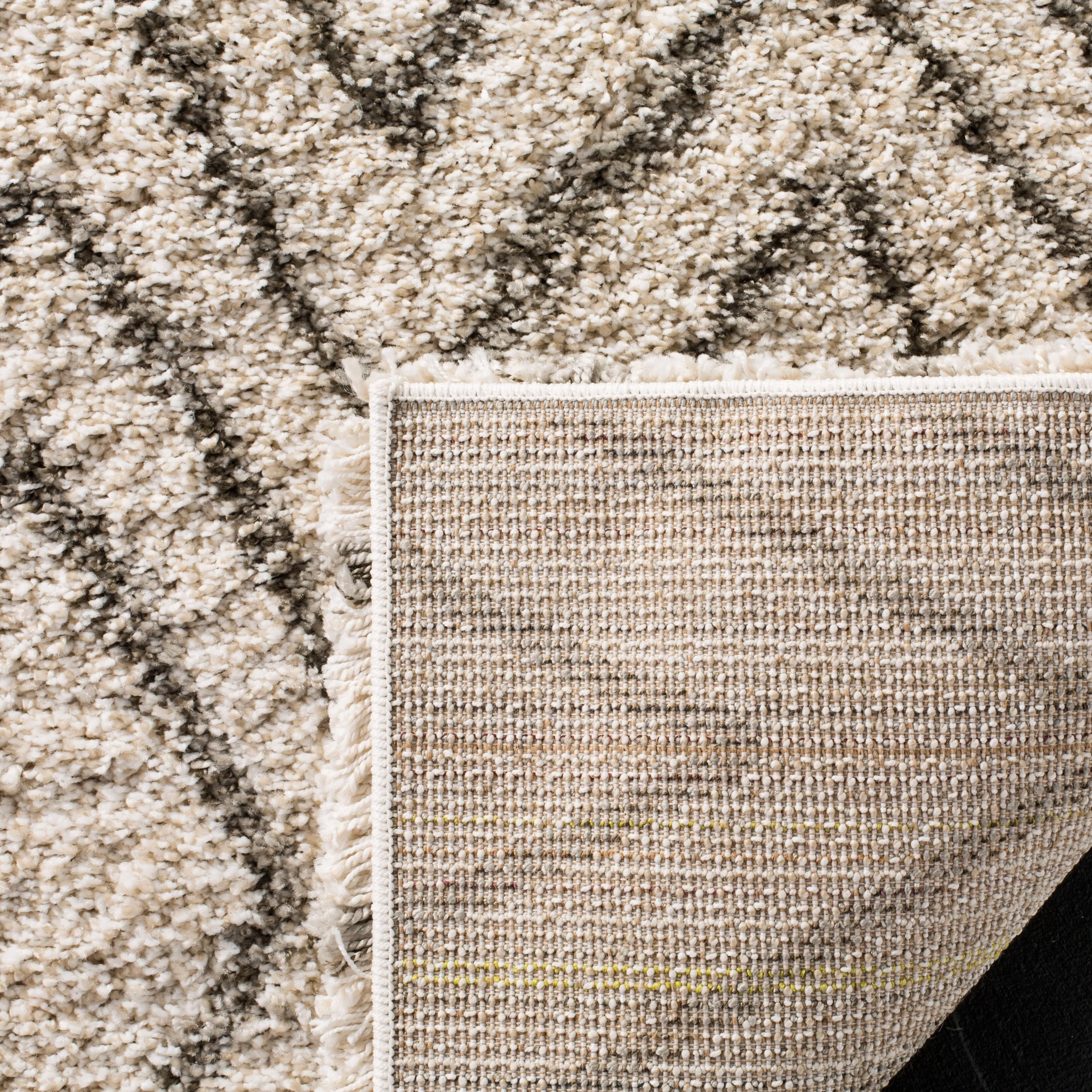 SAFAVIEH Hudson Shag Godelind Moroccan Boho 2-inch Thick Rug