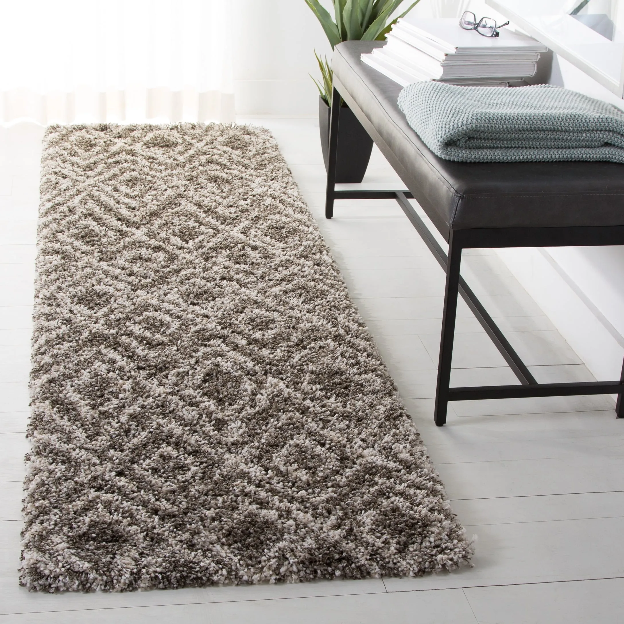 SAFAVIEH Hudson Shag Godelind Moroccan Boho 2-inch Thick Rug