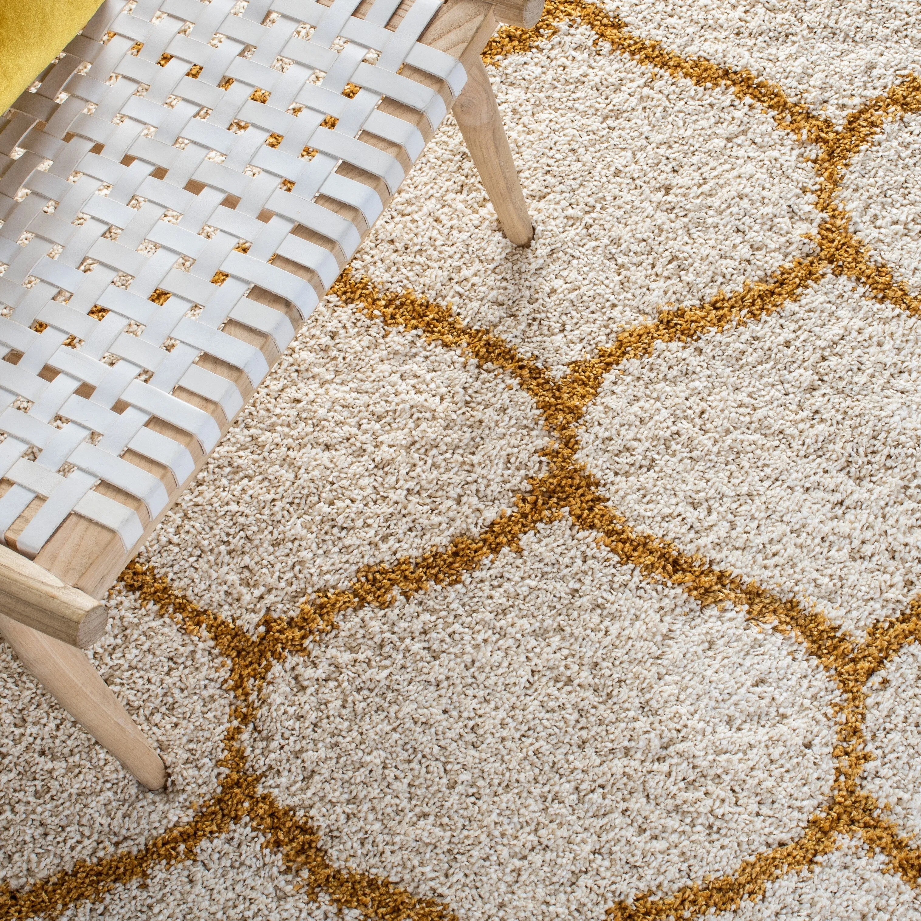 SAFAVIEH Hudson Shag Pushpa Trellis 2-inch Thick Area Rug