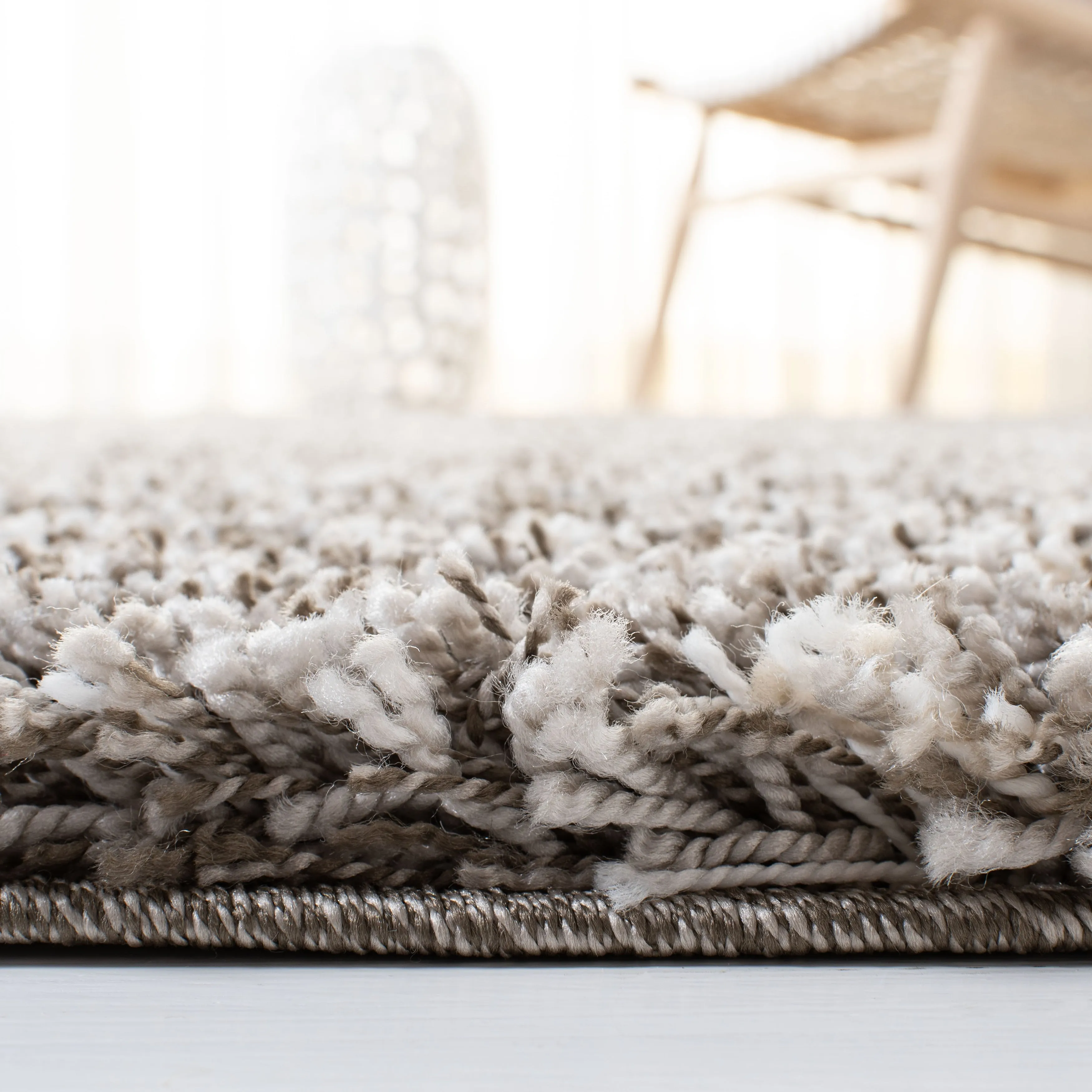 SAFAVIEH Hudson Shag Renita 2-inch Thick Rug