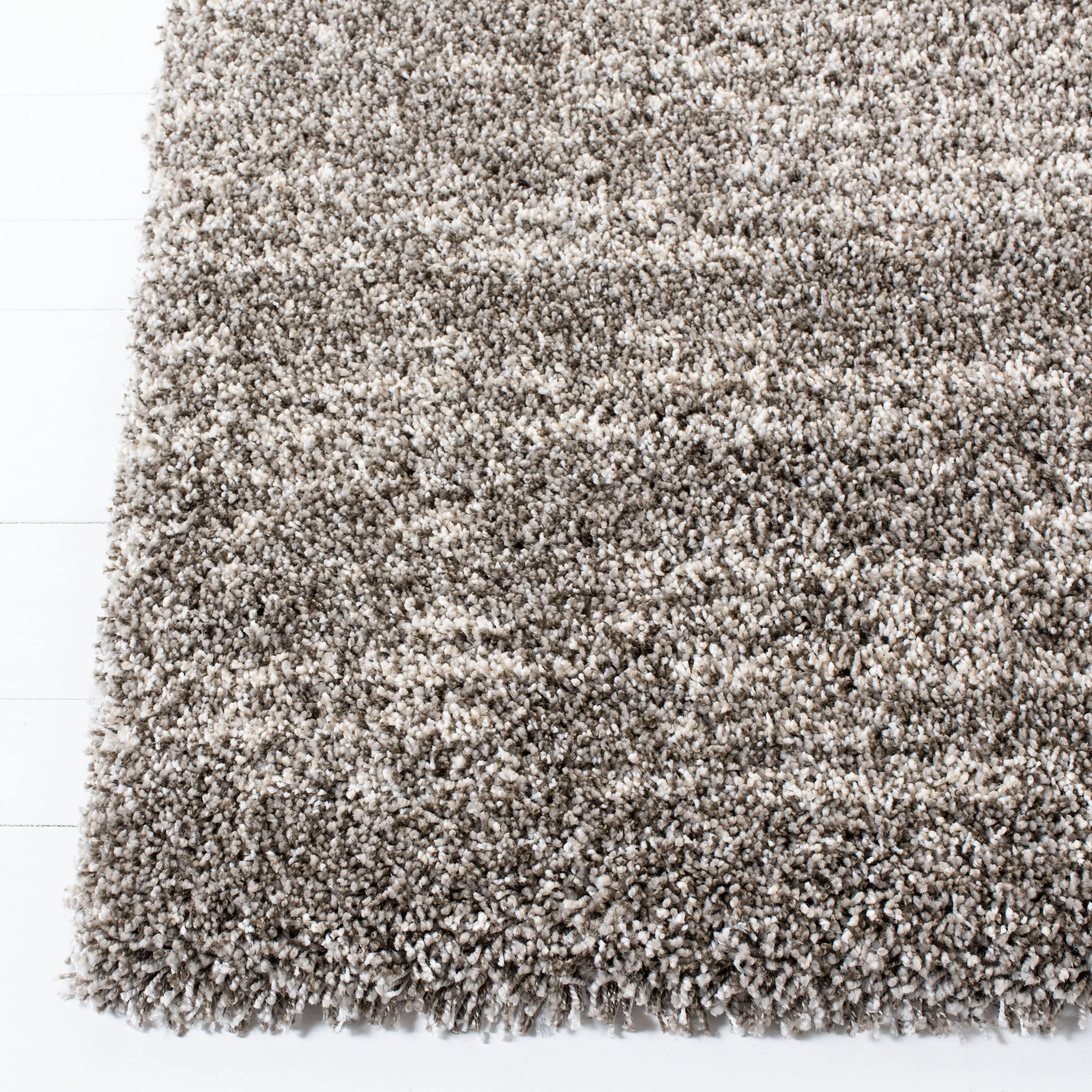 SAFAVIEH Hudson Shag Renita 2-inch Thick Rug