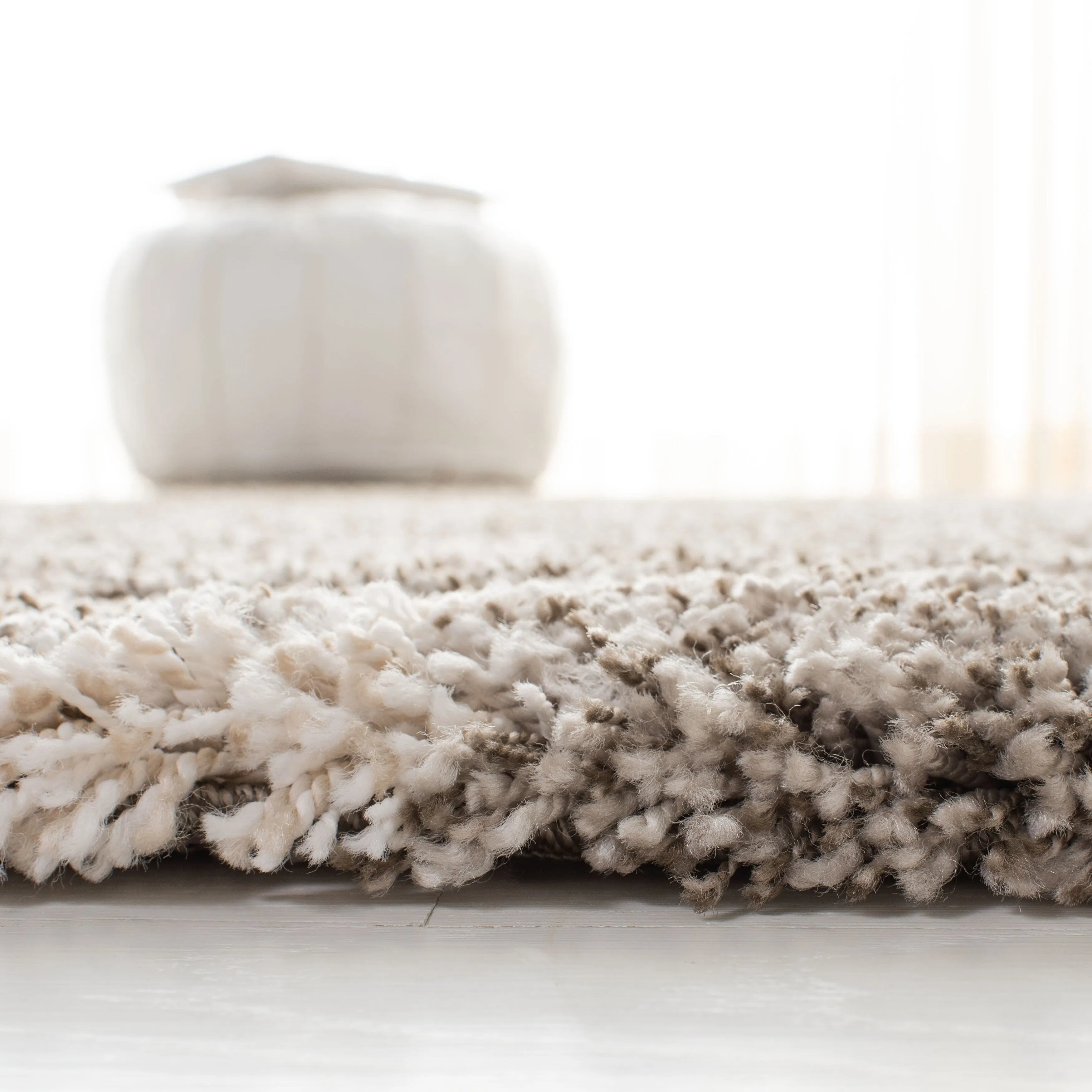 SAFAVIEH Hudson Shag Vitchka Glam Trellis 2-inch Area Rug - Grey/Ivory - 4' x 6'