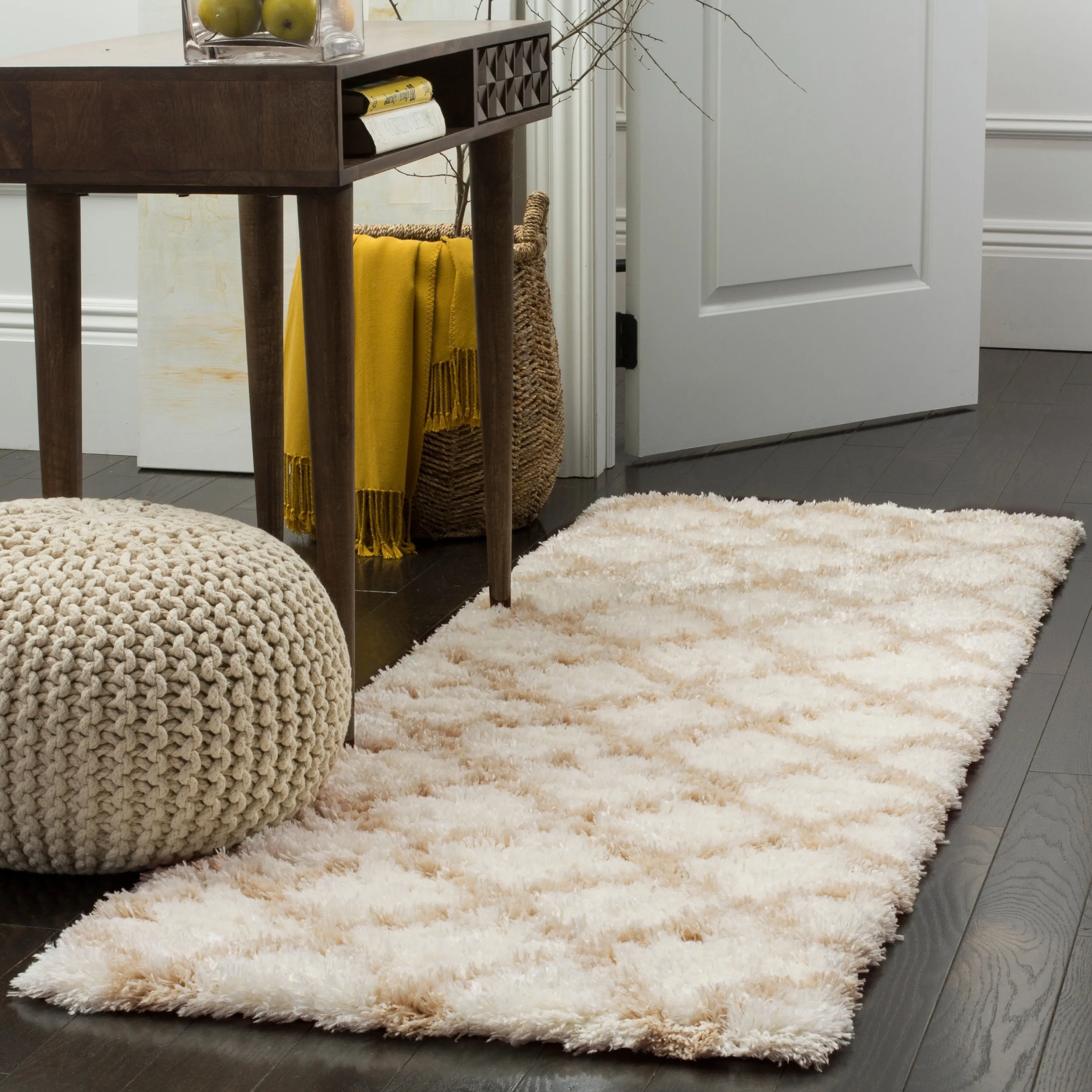 SAFAVIEH Indie Shag Milagros 2-inch Thick Rug