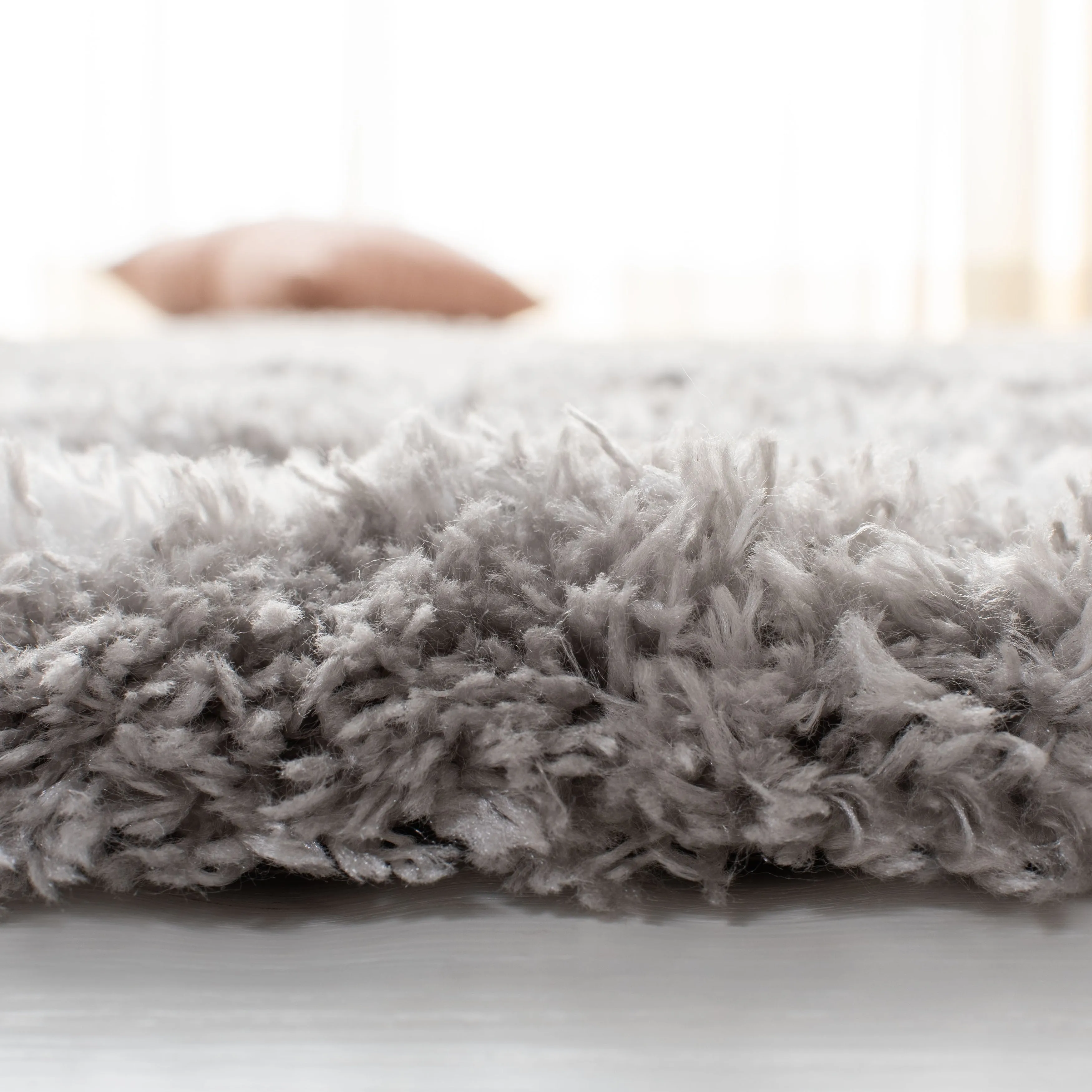 SAFAVIEH Indie Shag Milagros 2-inch Thick Rug