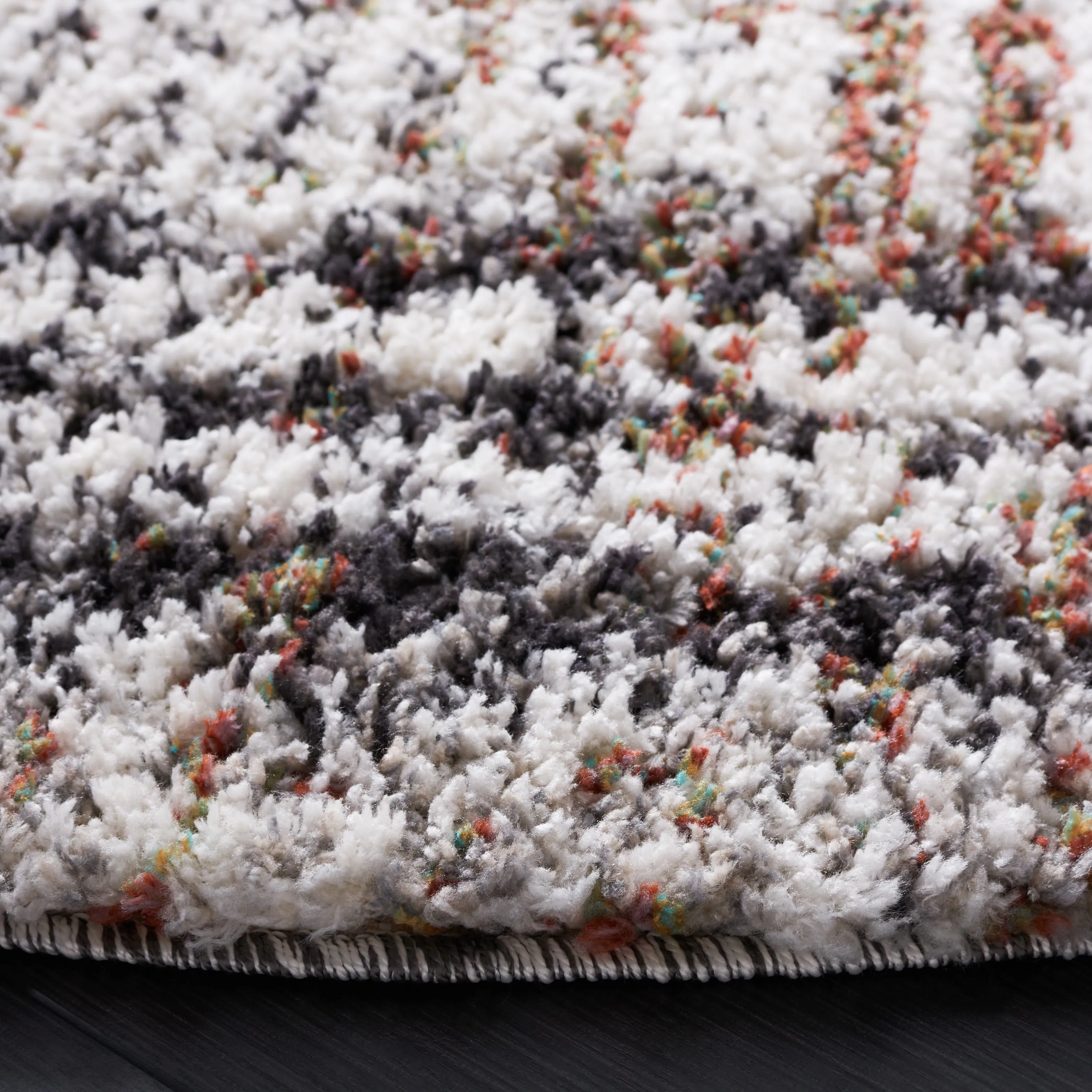 SAFAVIEH Jericho Shag Michaele 1.2-inch Thick Rug