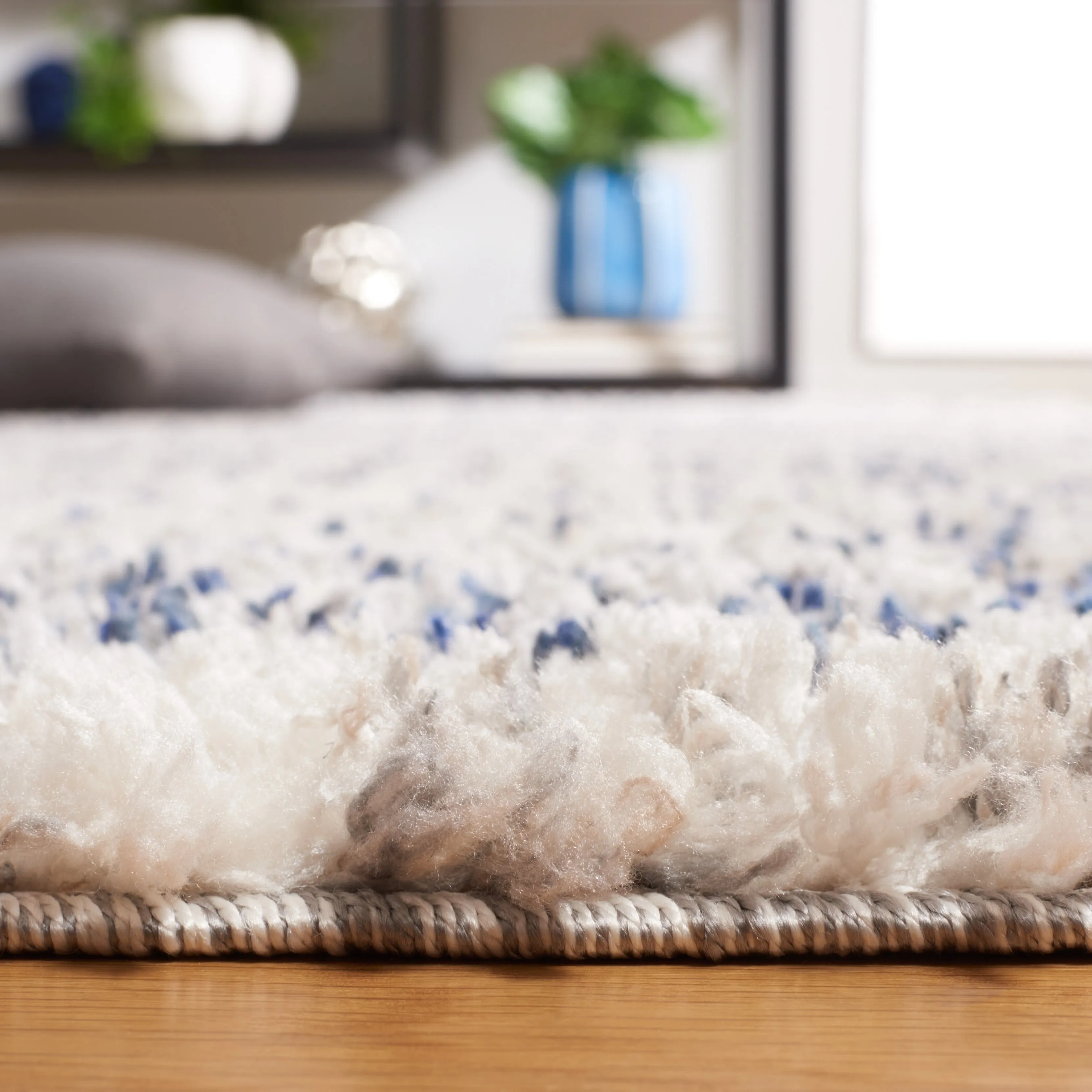SAFAVIEH Jericho Shag Michaele 1.2-inch Thick Rug
