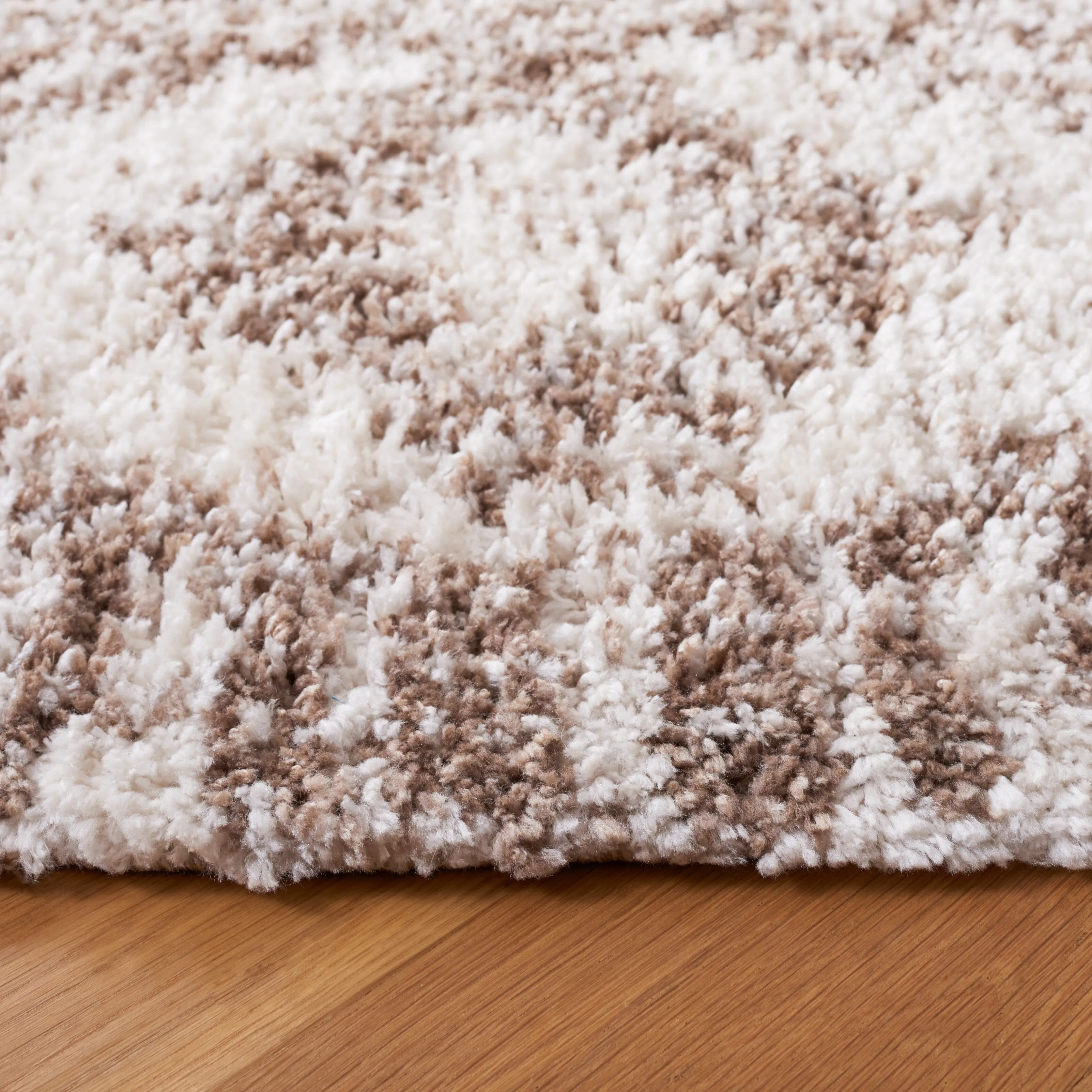 SAFAVIEH Jericho Shag Valarie Boho 1.2-inch Thick Rug
