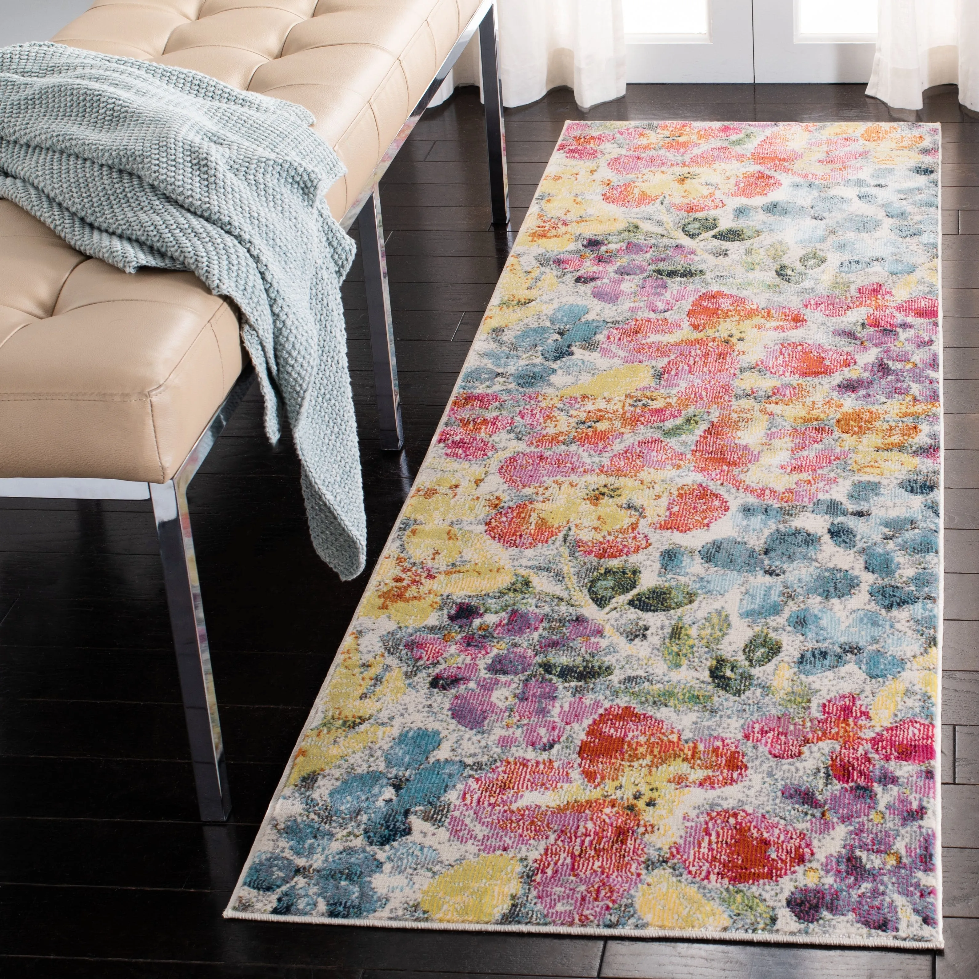 SAFAVIEH Lillian Shari Abstract Floral Rug