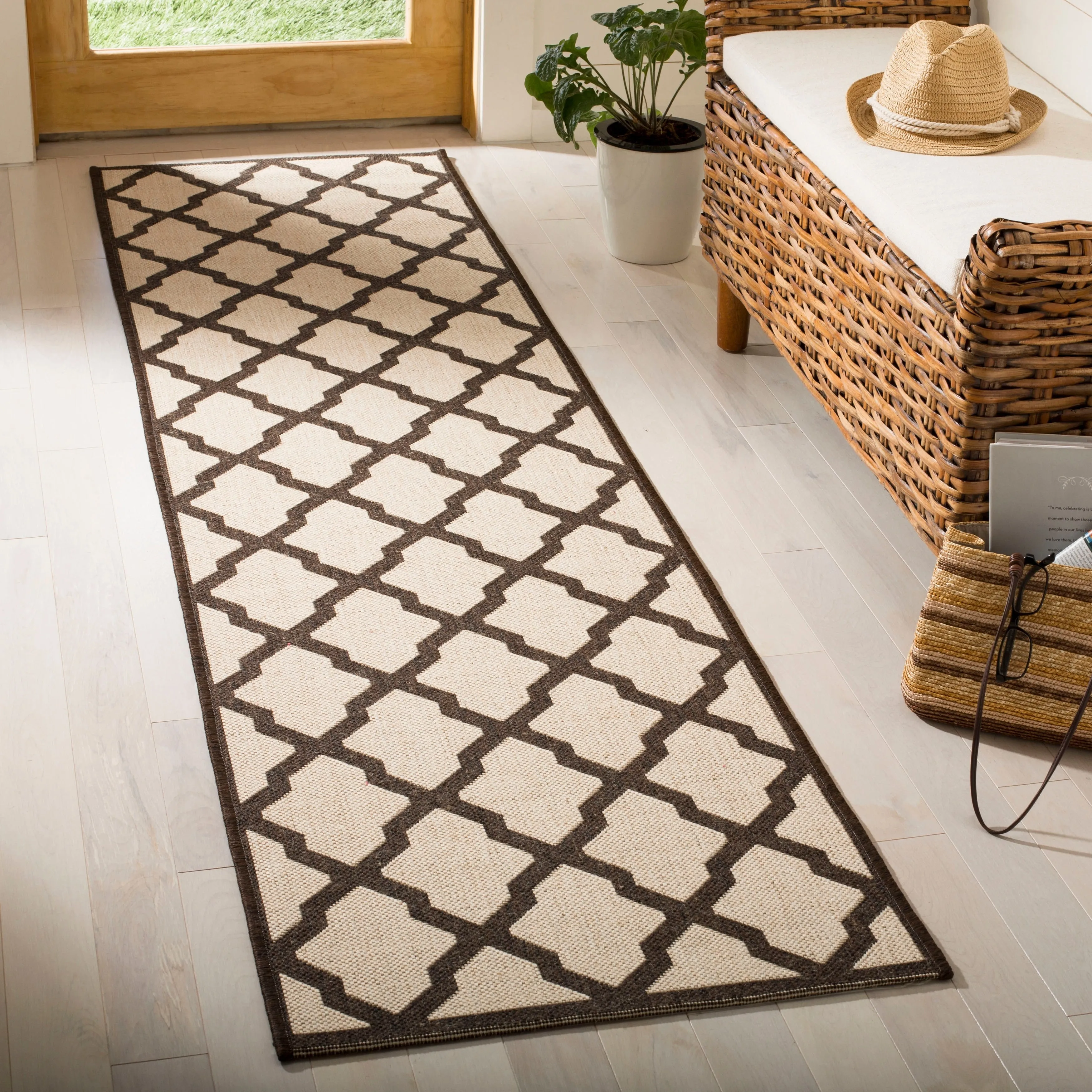 SAFAVIEH Linden Shirleyann Trellis Indoor/ Outdoor Patio Backyard Rug