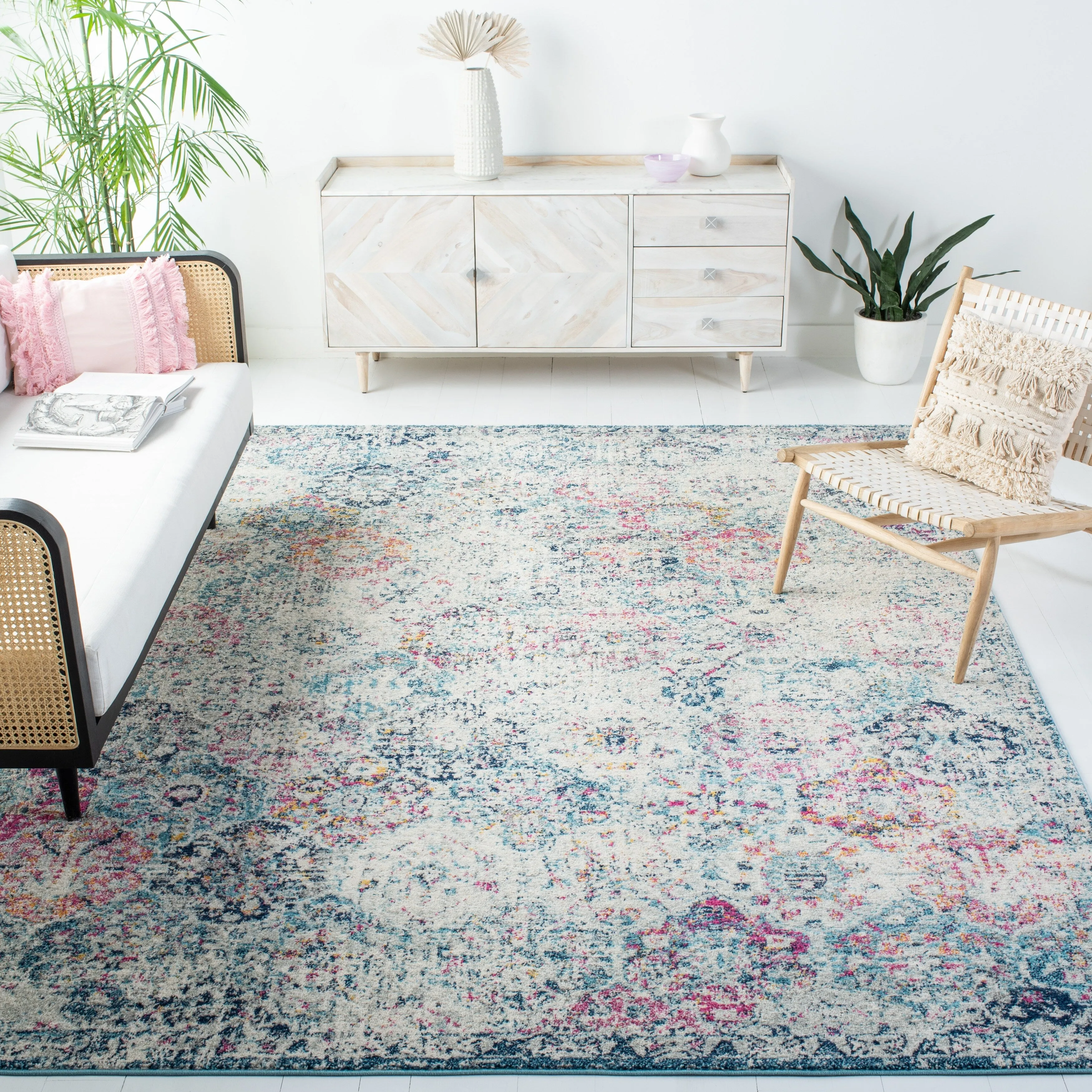 SAFAVIEH Madison Bettylou Boho Chic Distressed Area Rug