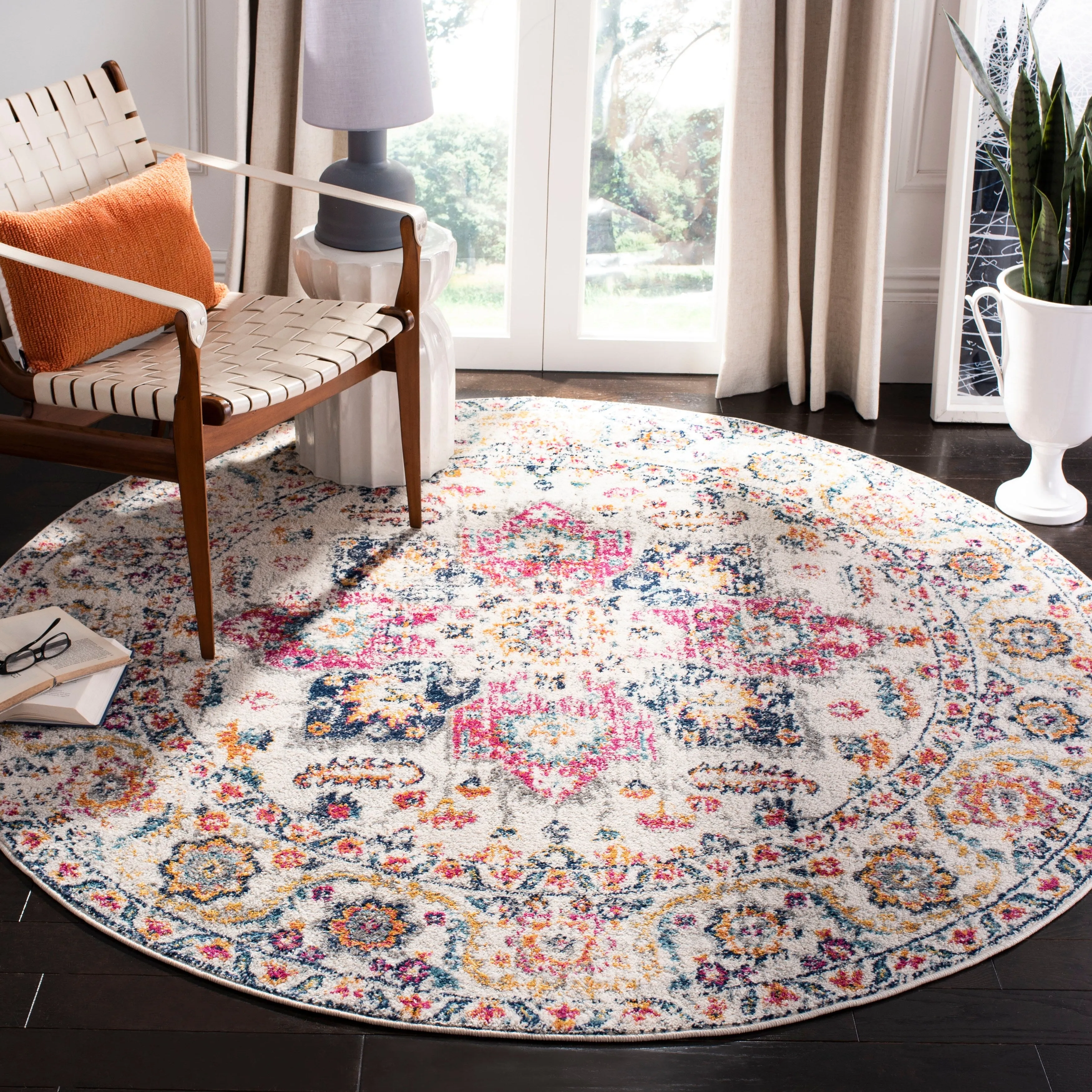 SAFAVIEH Madison Delois Medallion Rustic Farmhouse Distressed Rug