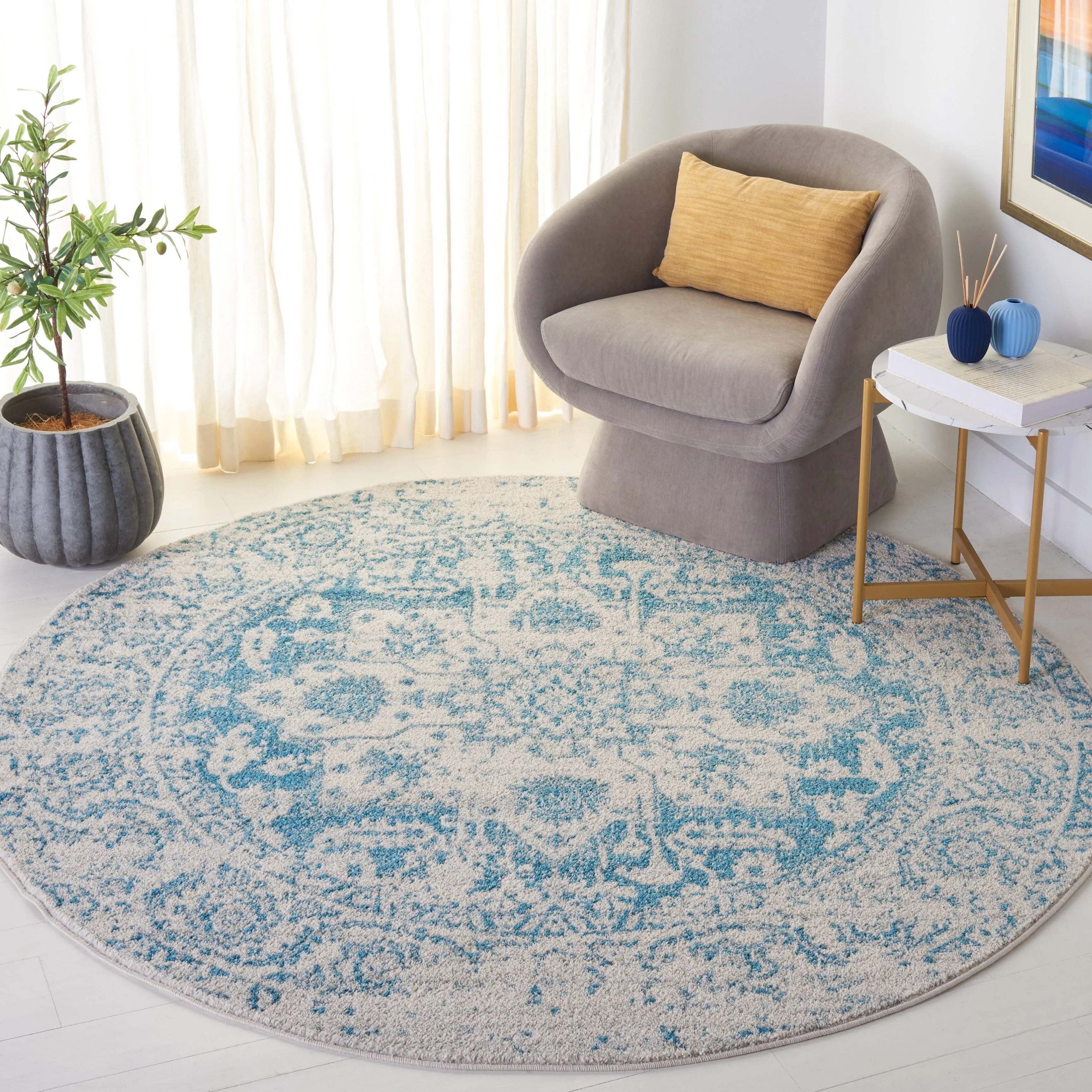 SAFAVIEH Madison Delois Medallion Rustic Farmhouse Distressed Rug