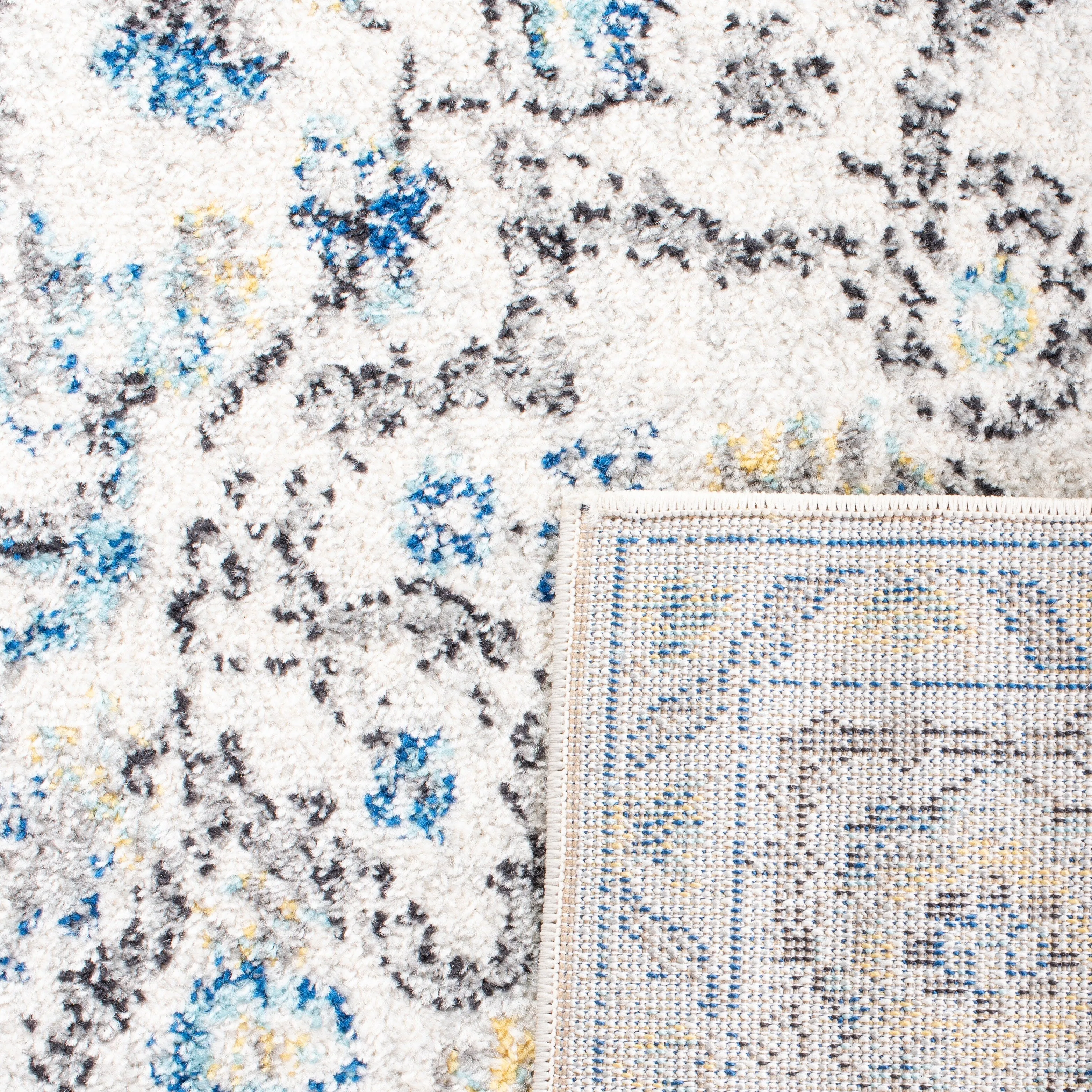 SAFAVIEH Madison Delois Medallion Rustic Farmhouse Distressed Rug