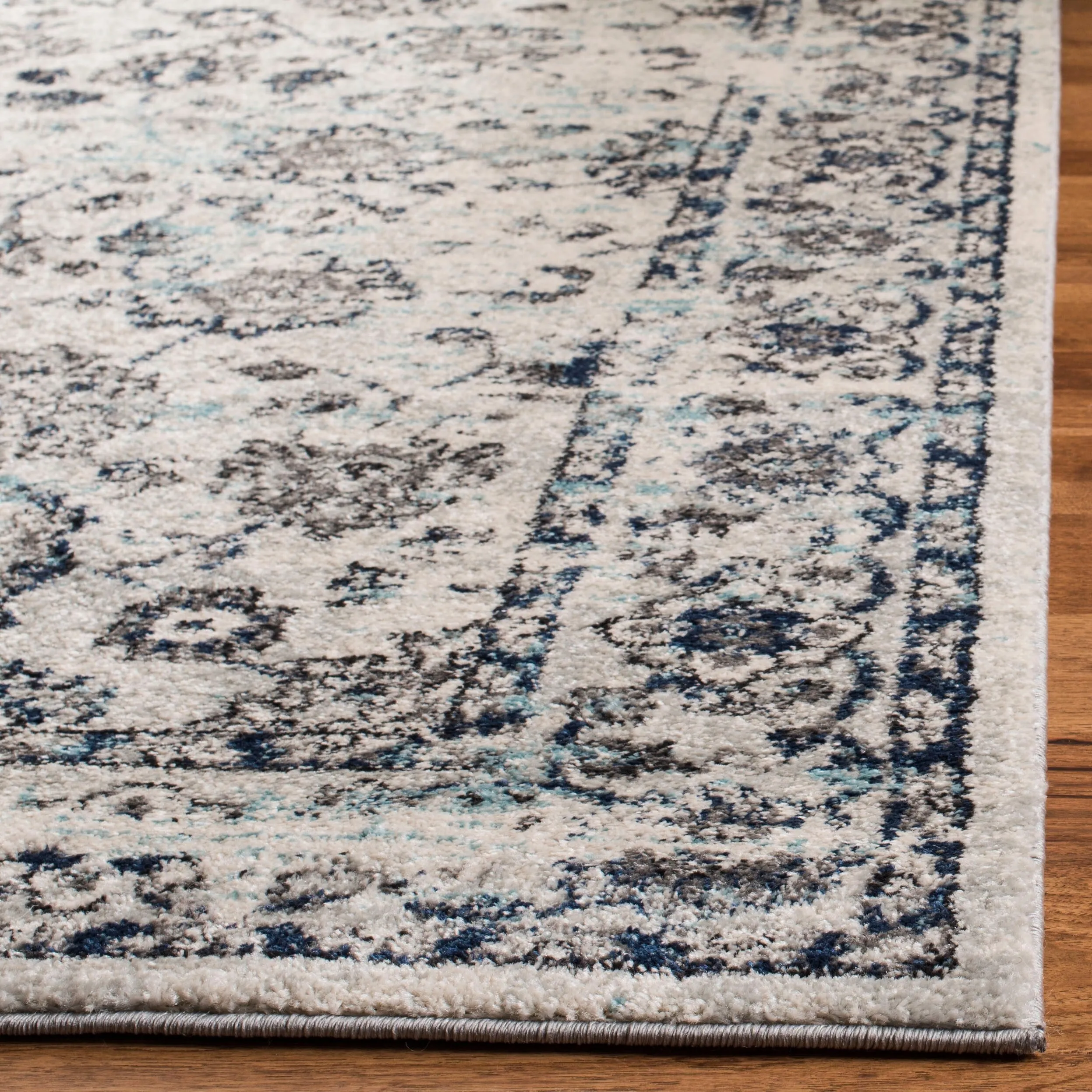 SAFAVIEH Madison Inell Vintage Boho Oriental Rug