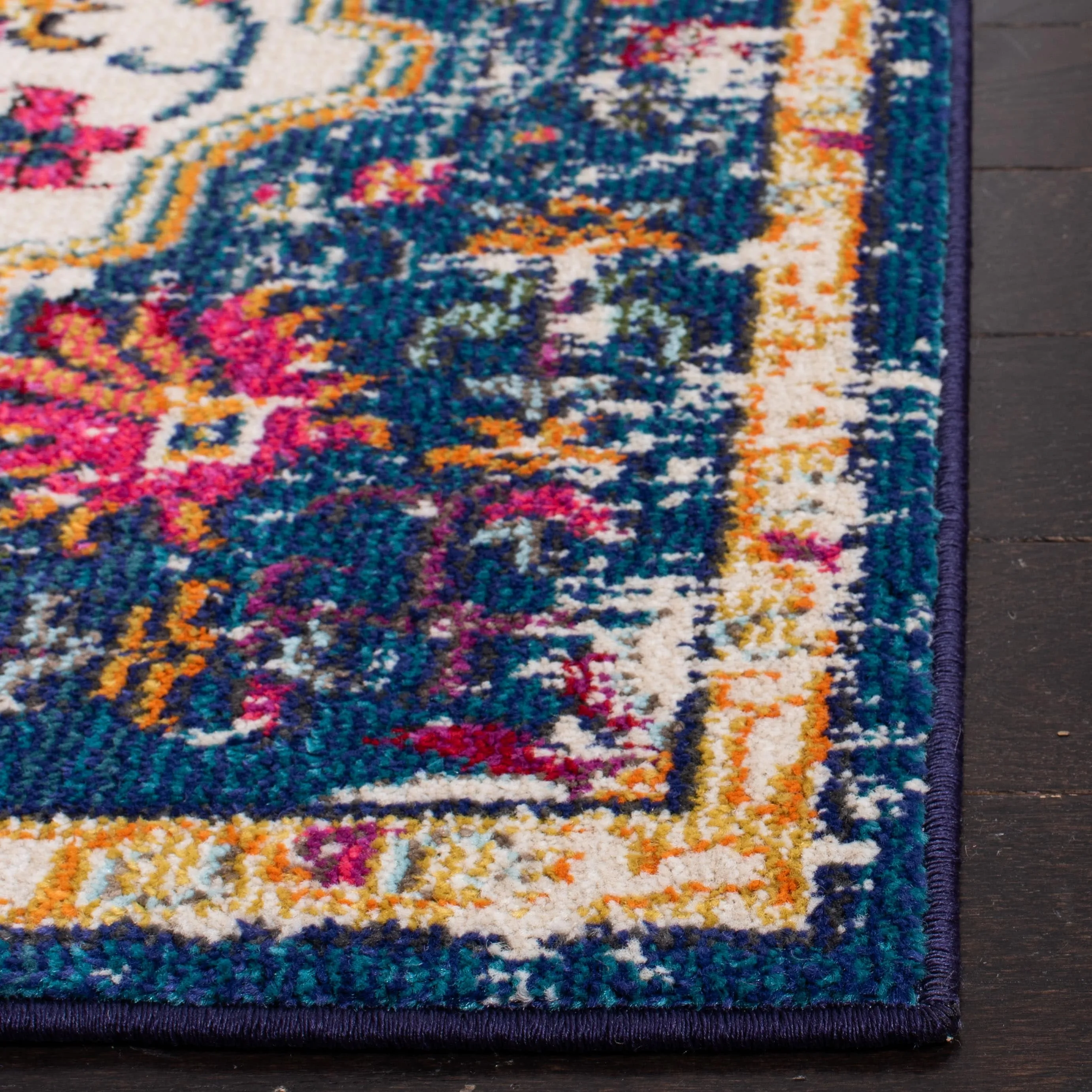SAFAVIEH Madison Libusa Boho Medallion Distressed Rug