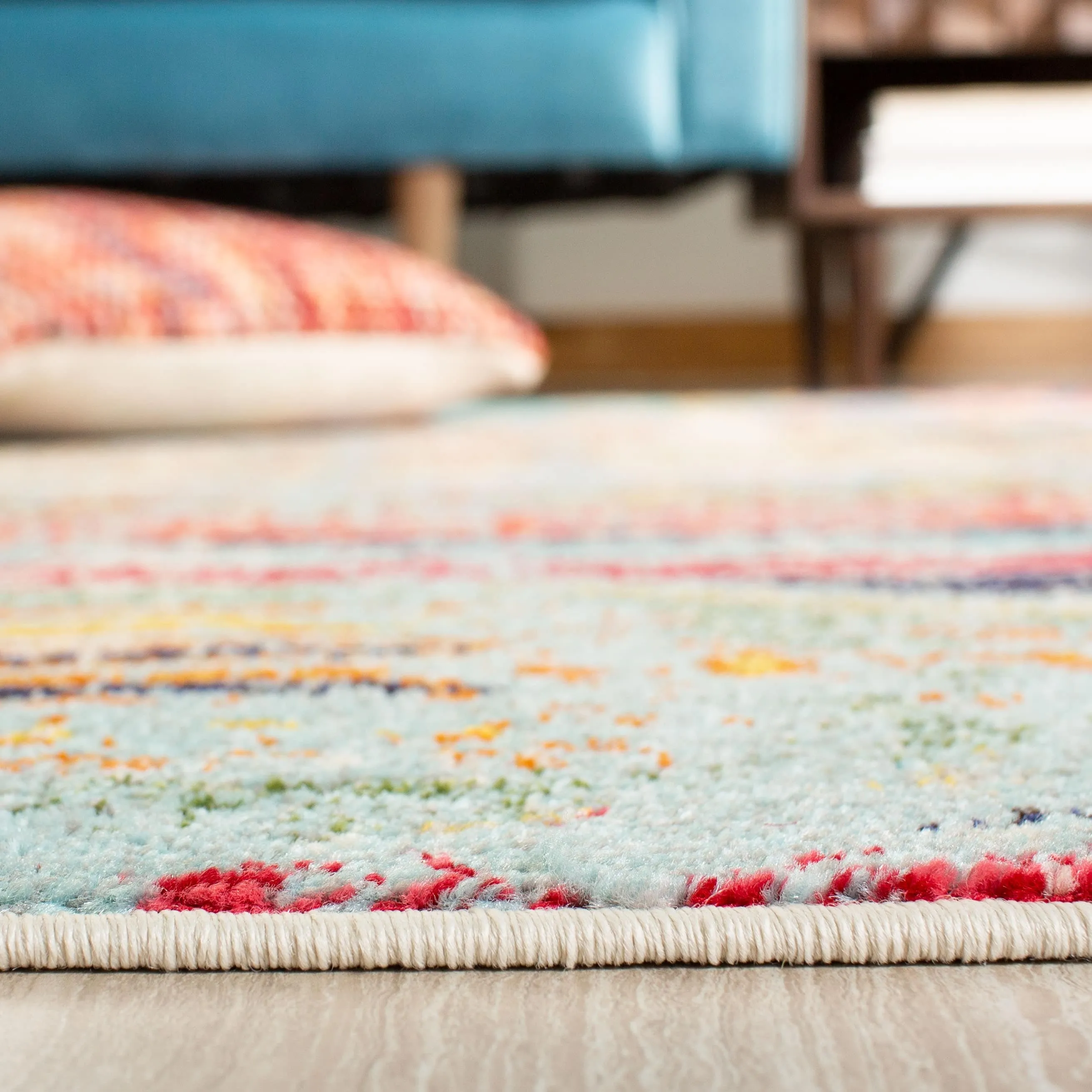 SAFAVIEH. Madison Sonya Abstract Boho Distressed Rug