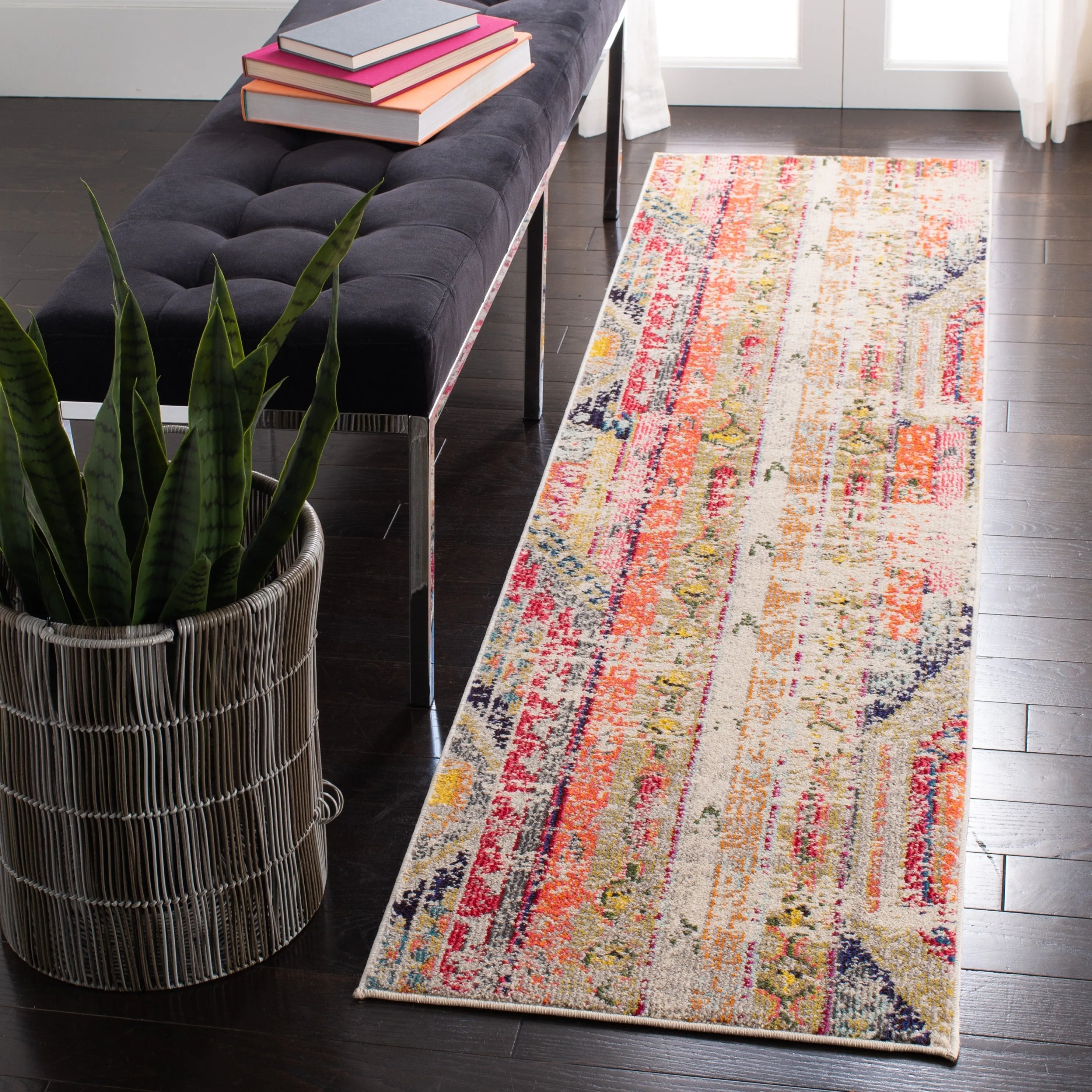 SAFAVIEH. Madison Sonya Abstract Boho Distressed Rug