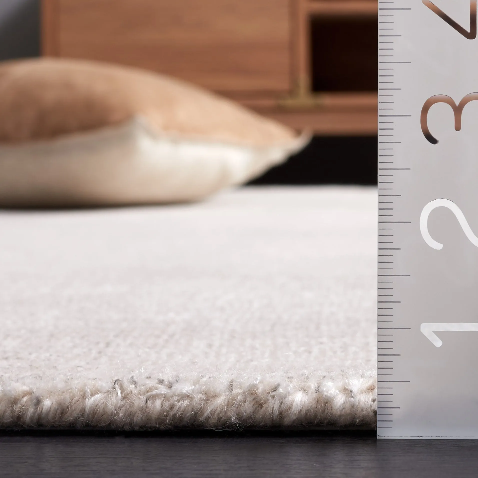SAFAVIEH Mirage Mihaila Contemporary Viscose Rug