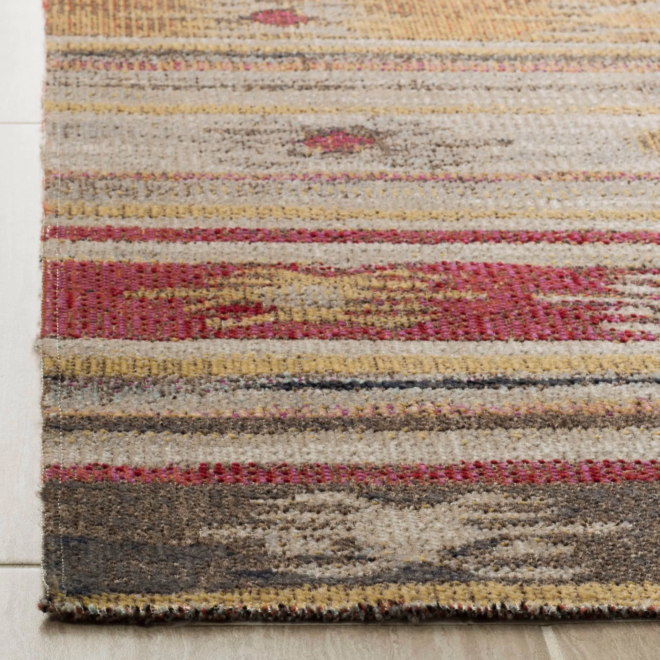 SAFAVIEH Montage Framhild Indoor/ Outdoor Waterproof Patio Backyard Rug