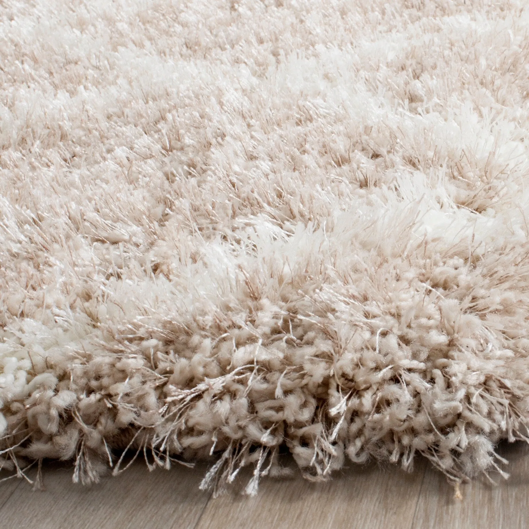 SAFAVIEH Montreal Shag Marcelle 2-inch Thick Rug