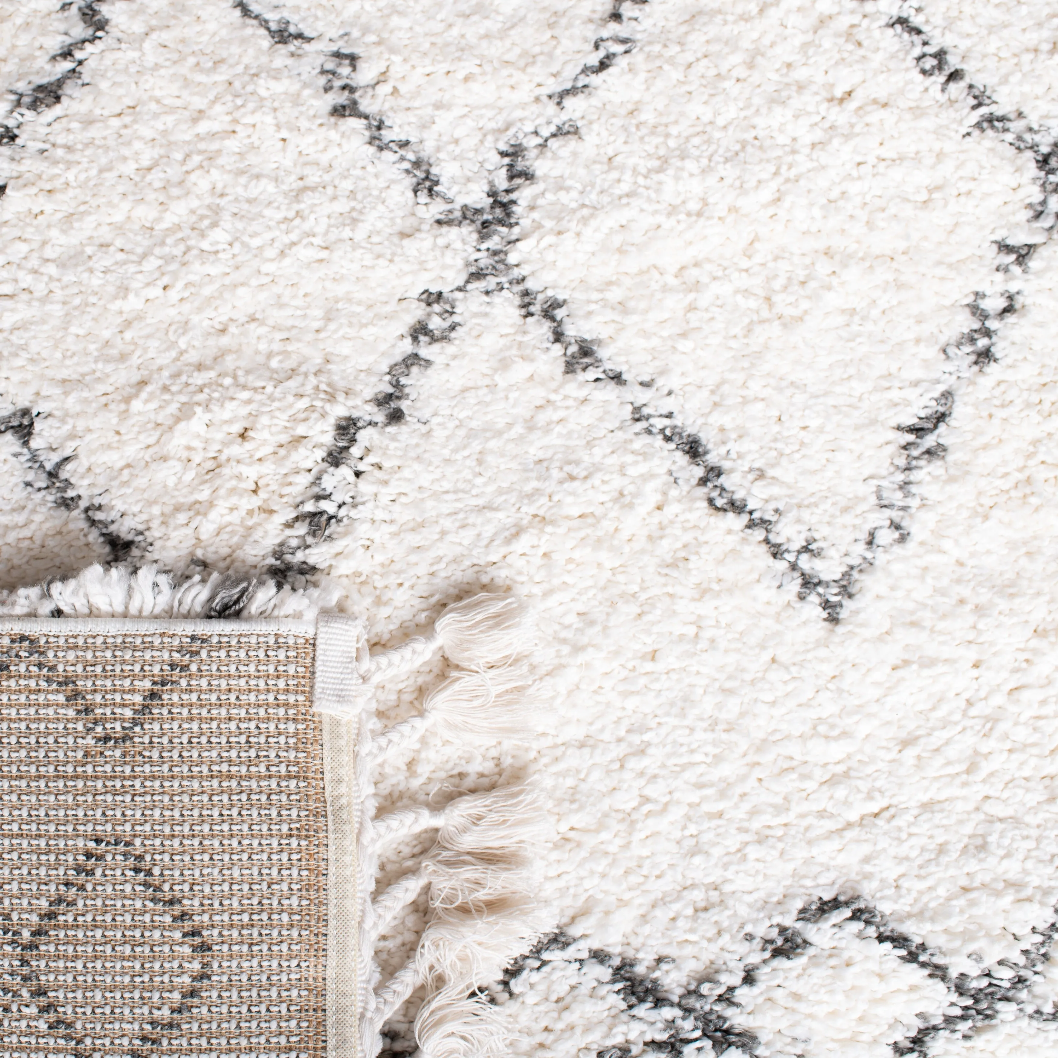 SAFAVIEH Moroccan Fringe Shag Allean 2-inch Thick Rug