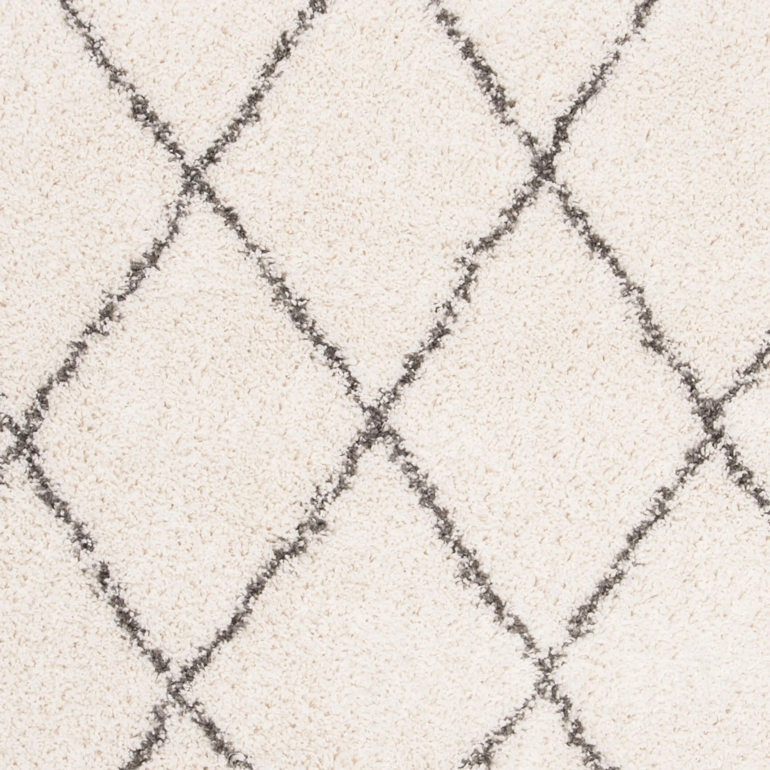 SAFAVIEH Moroccan Fringe Shag Leoma 2-inch Thick Rug