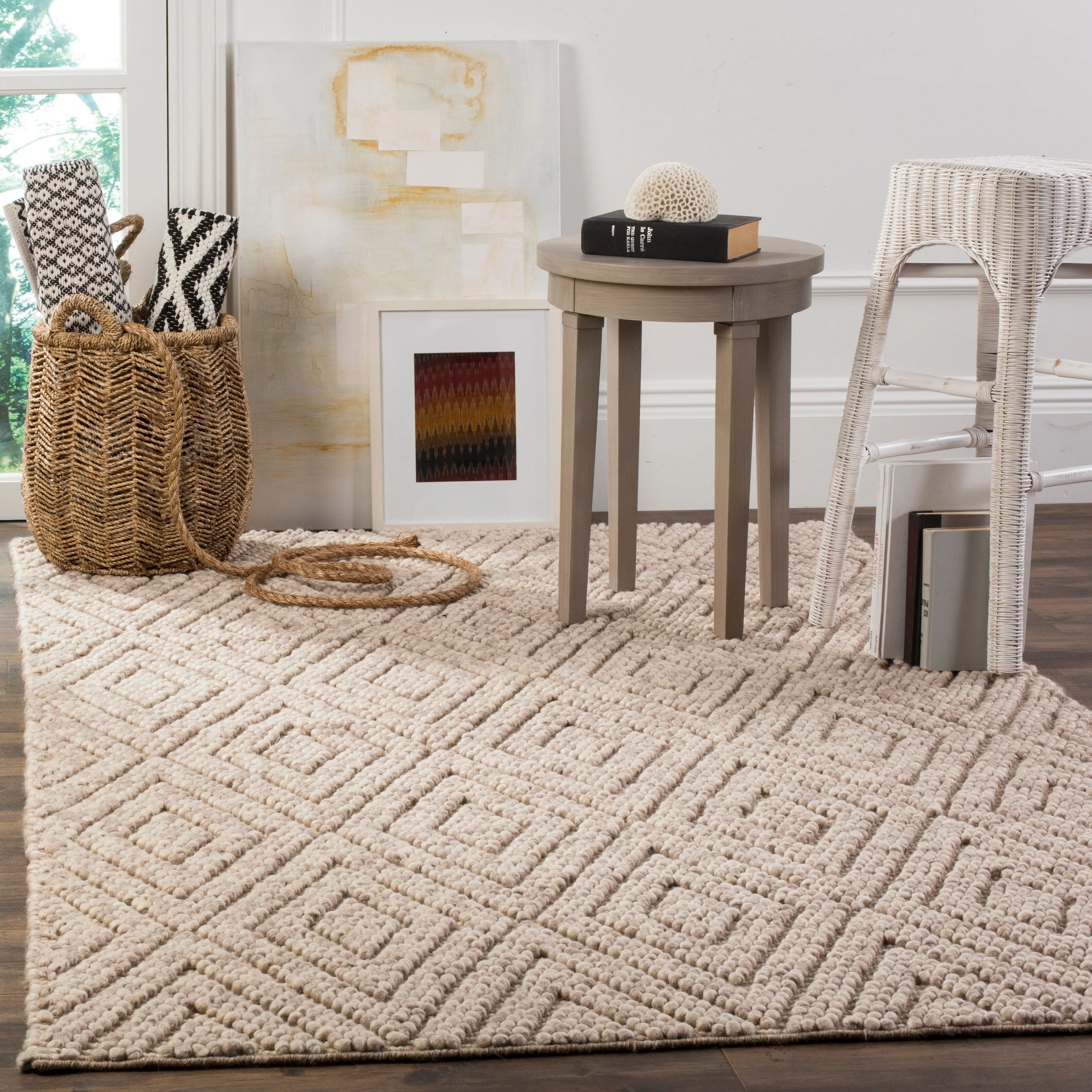 SAFAVIEH Natura Edita Handmade Wool Rug - Beige - 5' x 8'
