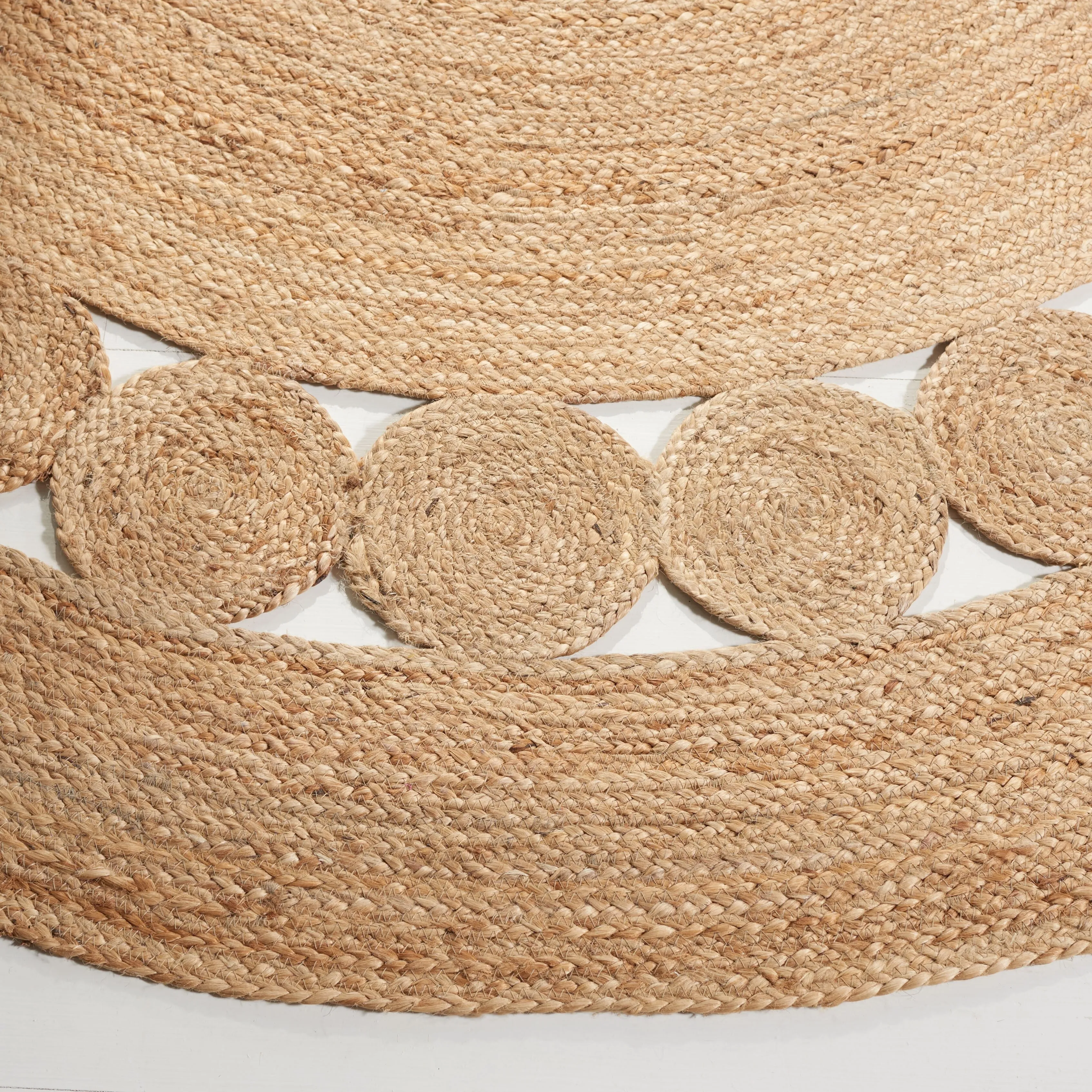 SAFAVIEH Natural Fiber Josefina Farmhouse Rug