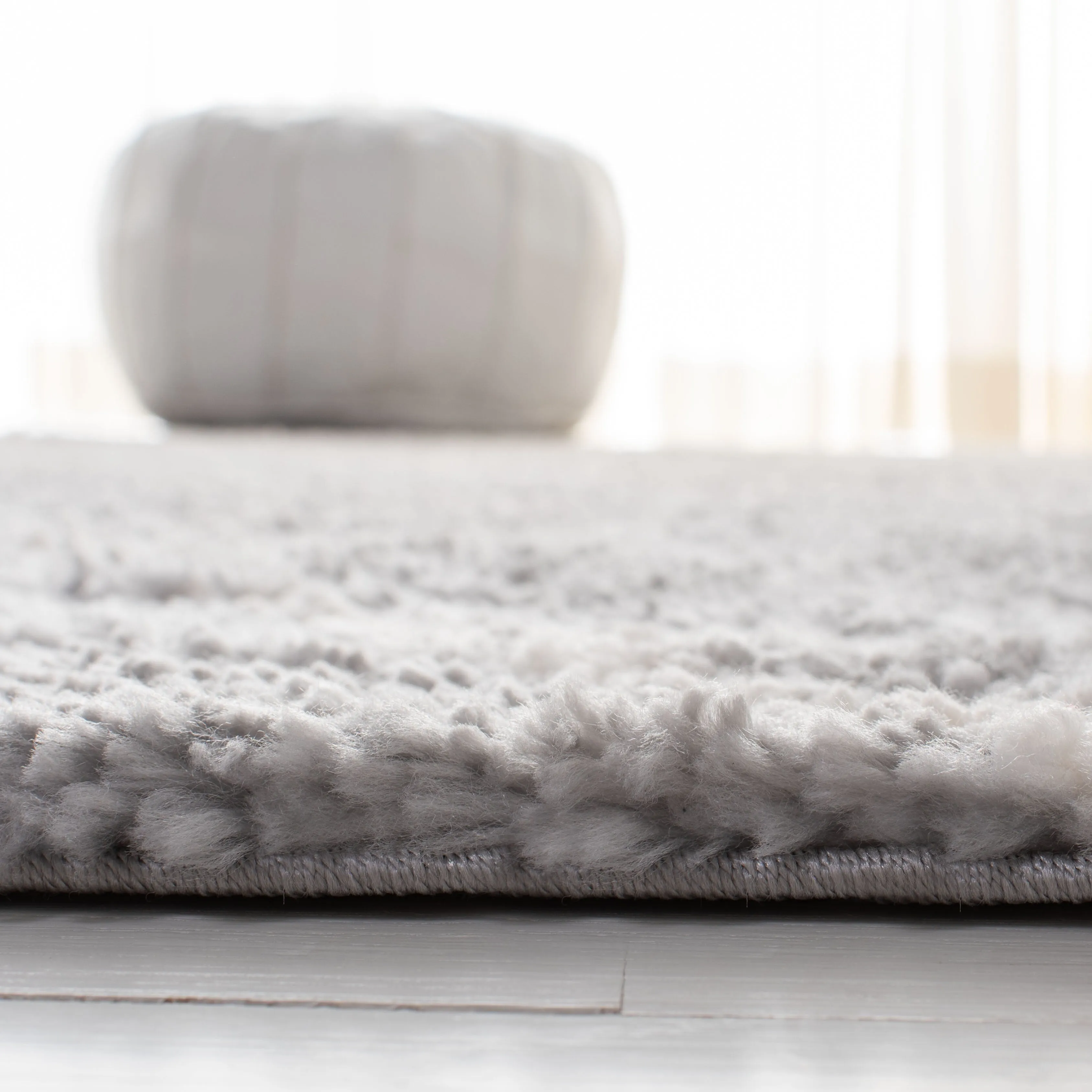 SAFAVIEH Parma Shag Sinda Trellis 1.2-inch Thick Rug
