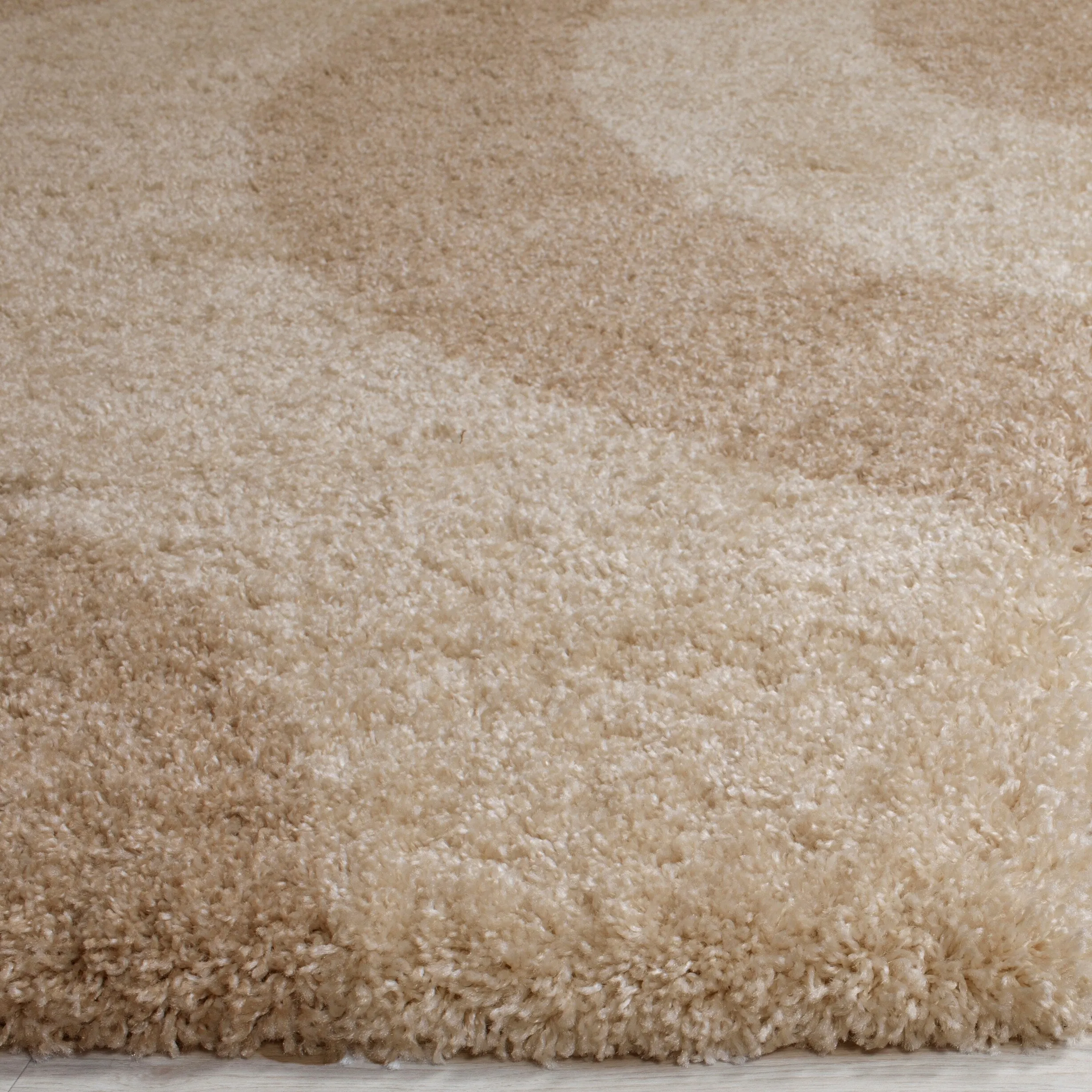 SAFAVIEH Portofino Shag Sunna Modern 2-inch Thick Rug