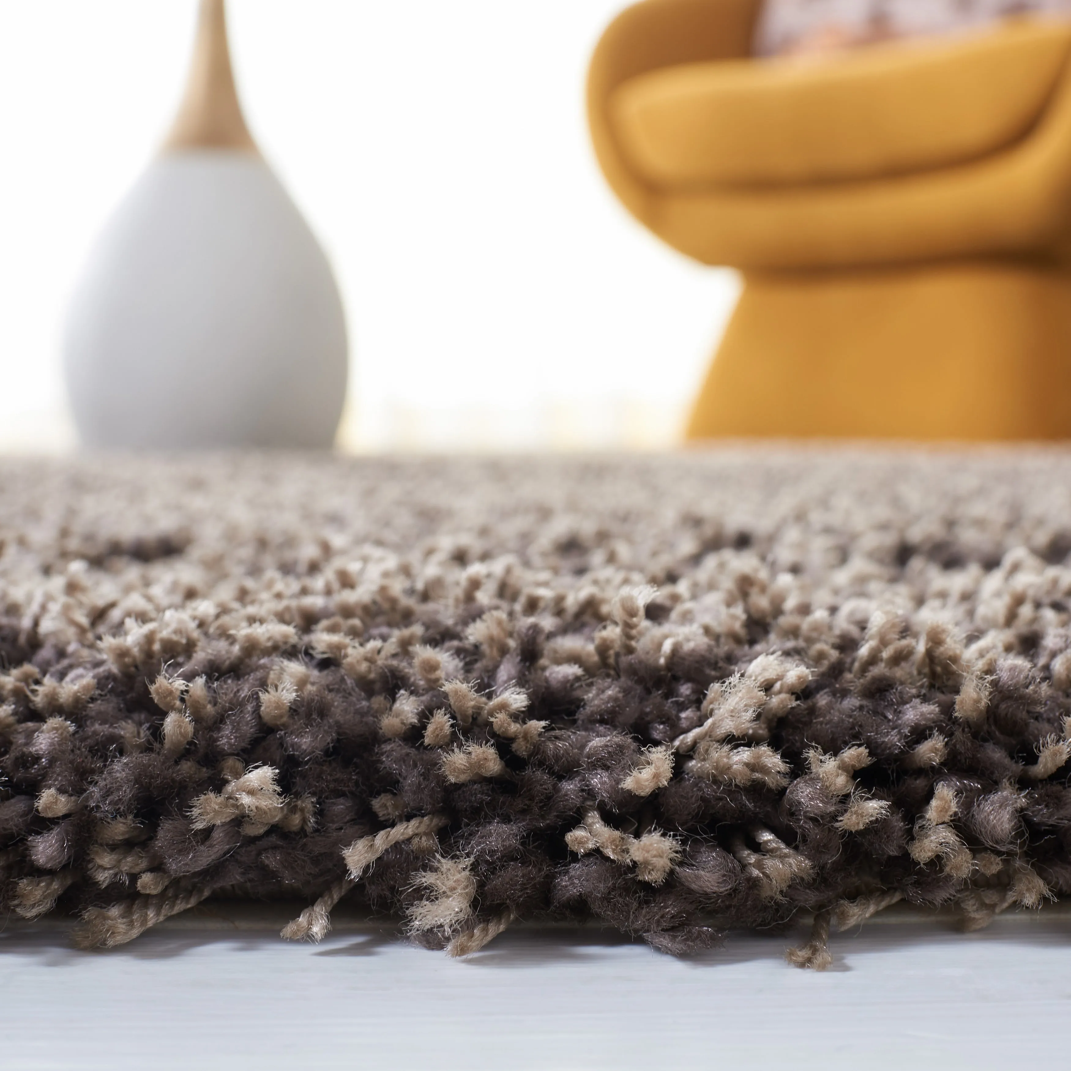 SAFAVIEH. Santa Monica Mahalia Shag 2-inch Thick Area Rug