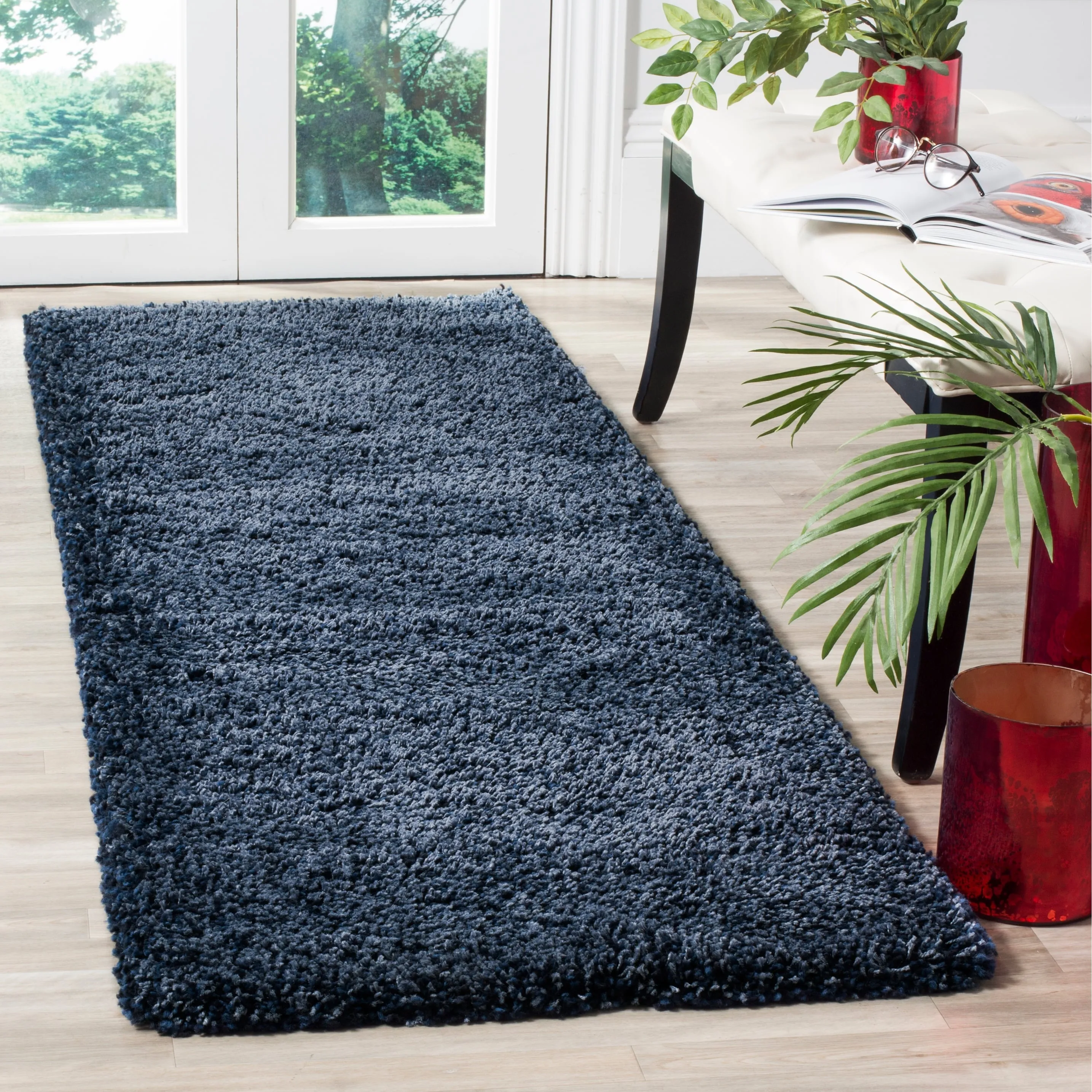 SAFAVIEH. Santa Monica Mahalia Shag 2-inch Thick Area Rug