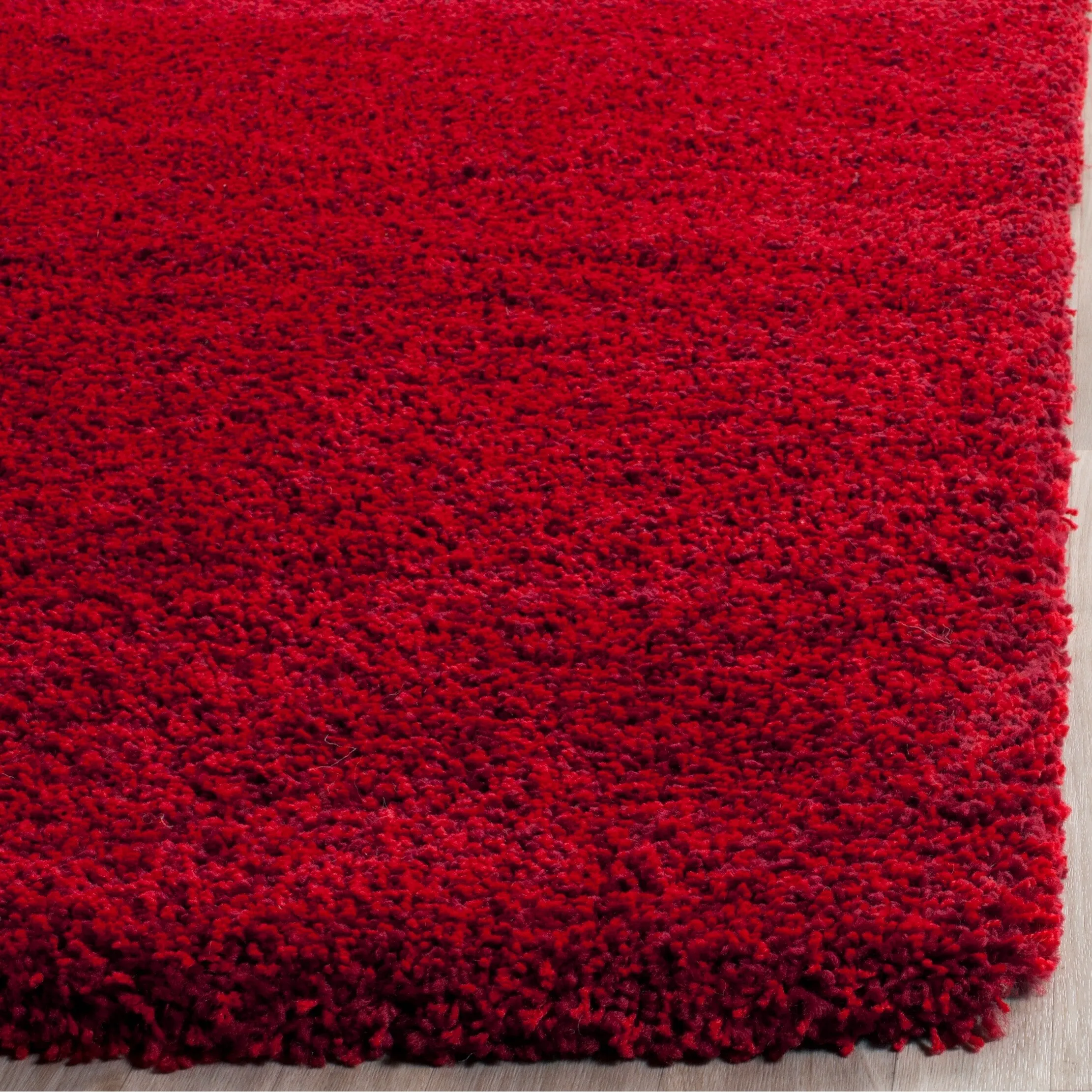 SAFAVIEH. Santa Monica Mahalia Shag 2-inch Thick Area Rug