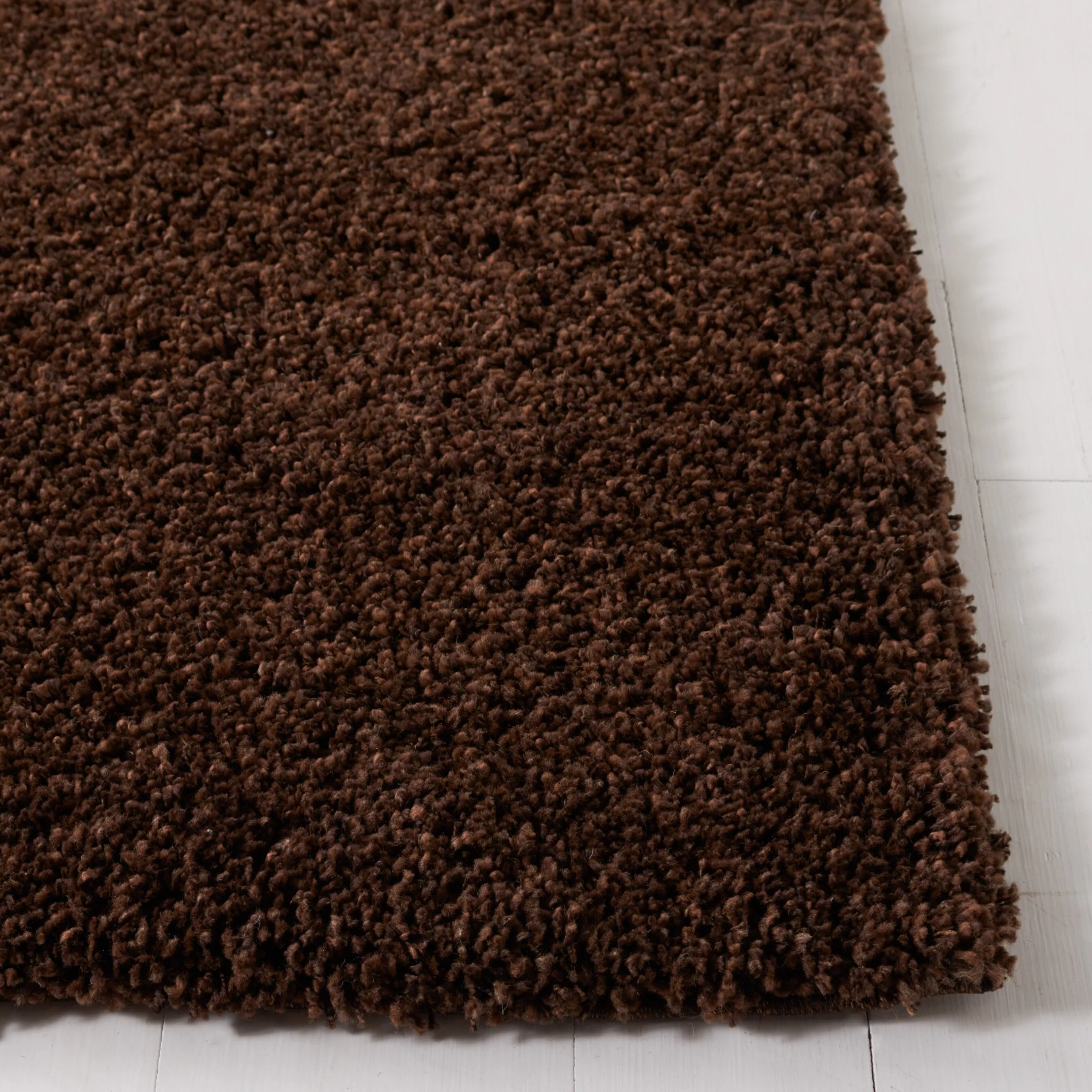 SAFAVIEH. Santa Monica Mahalia Shag 2-inch Thick Area Rug