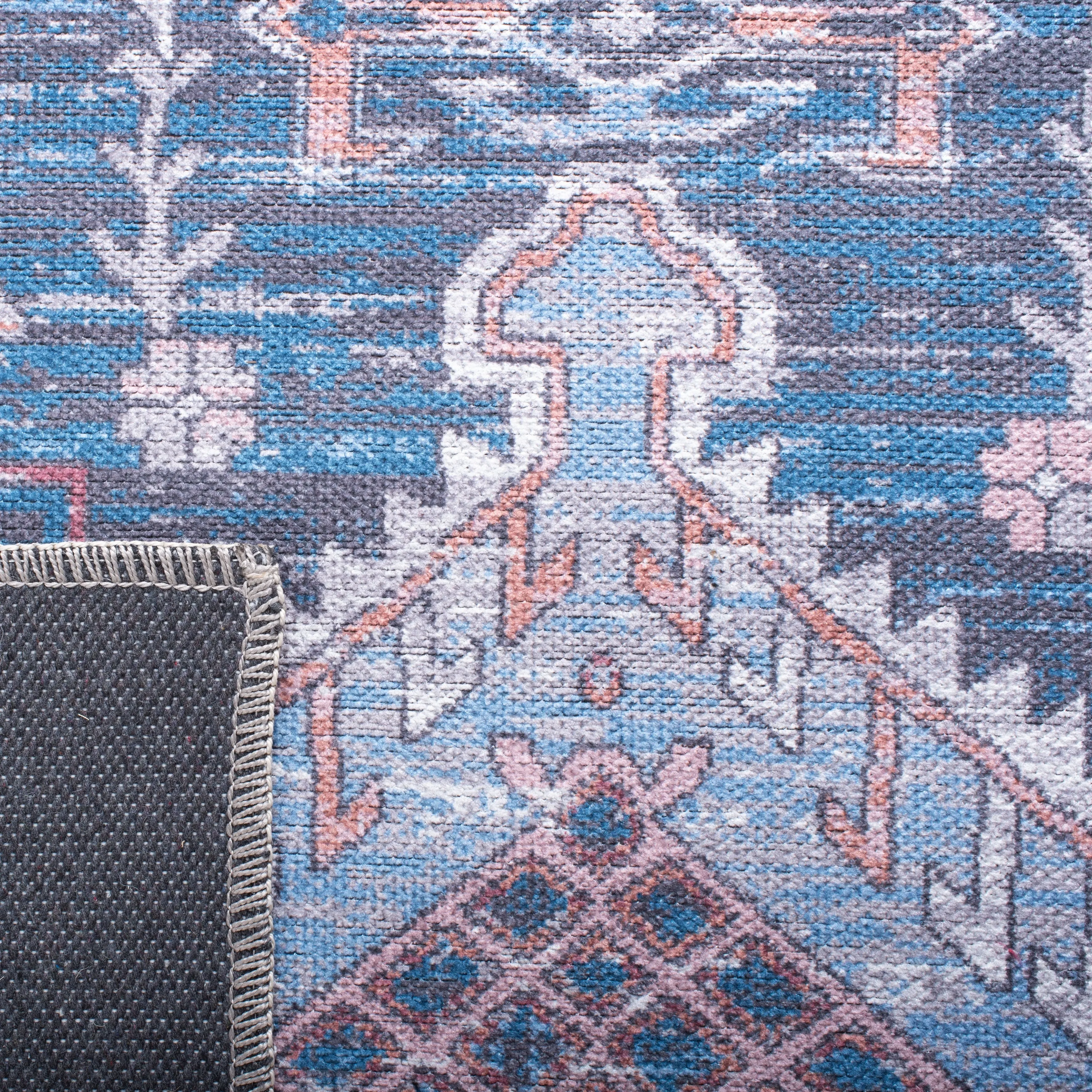 SAFAVIEH Serapi Machine Washable Sybilla Shabby Chic Distressed Rug