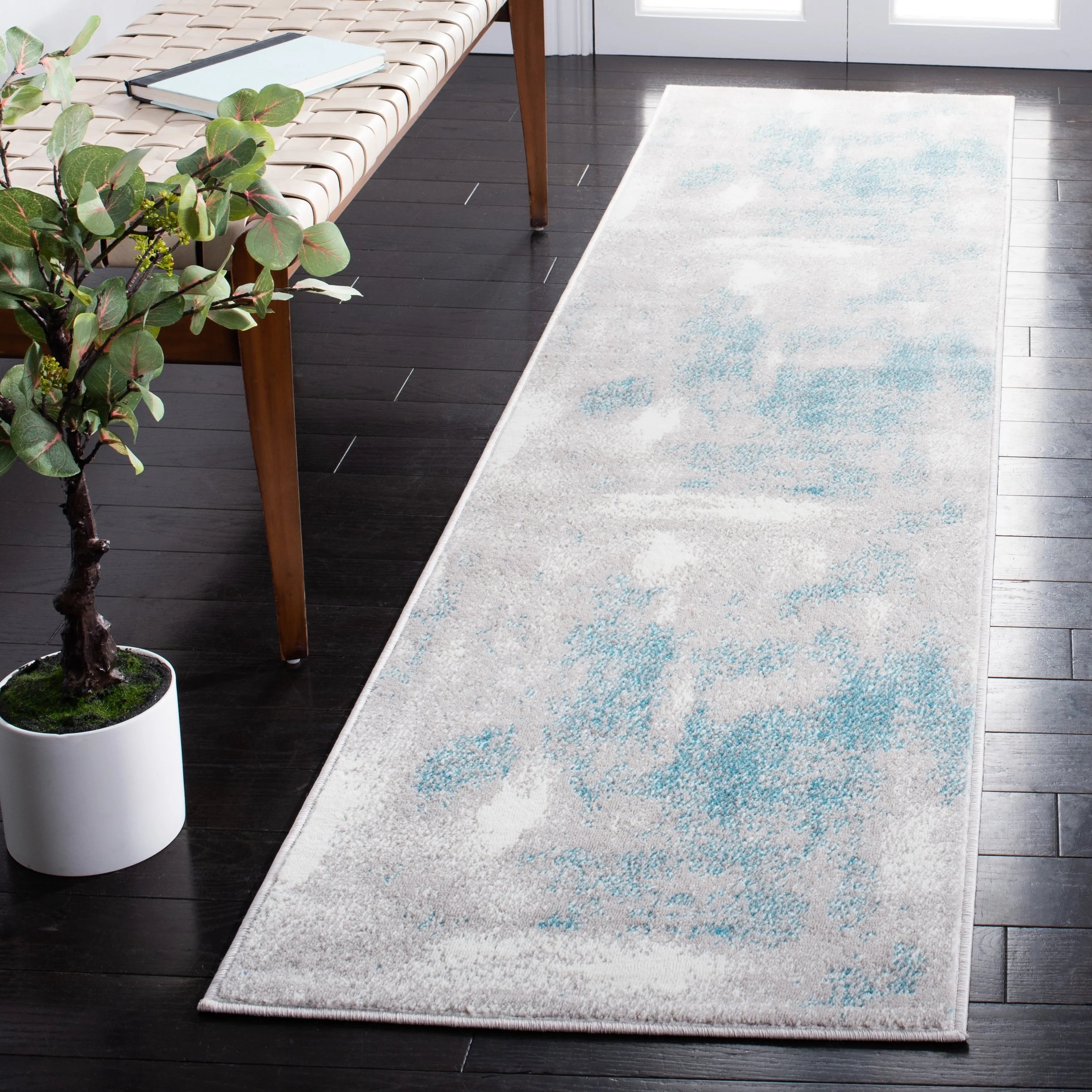 SAFAVIEH Skyler Kenzie Modern Abstract Watercolor Rug