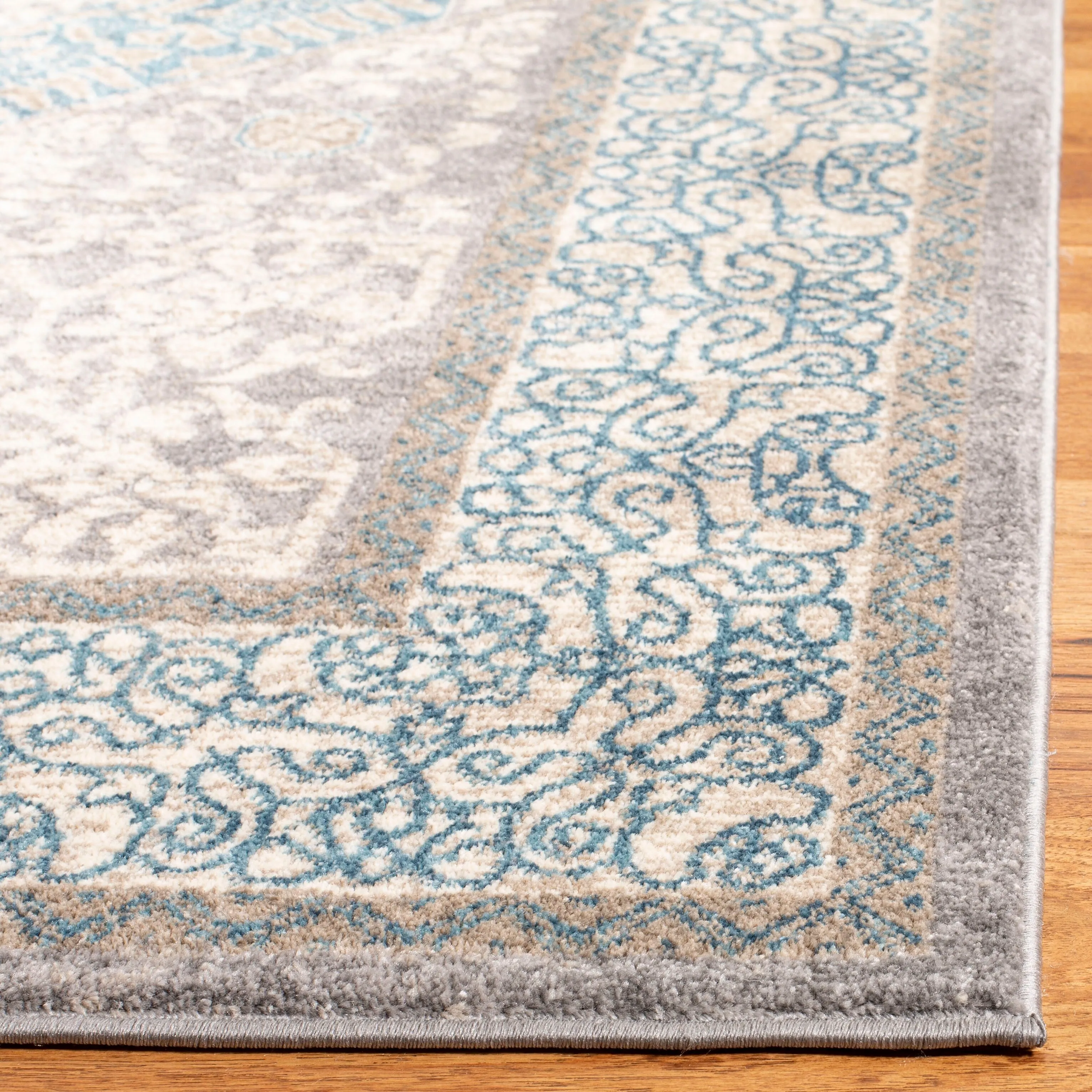 SAFAVIEH Sofia Glenna Vintage Oriental Medallion Rug
