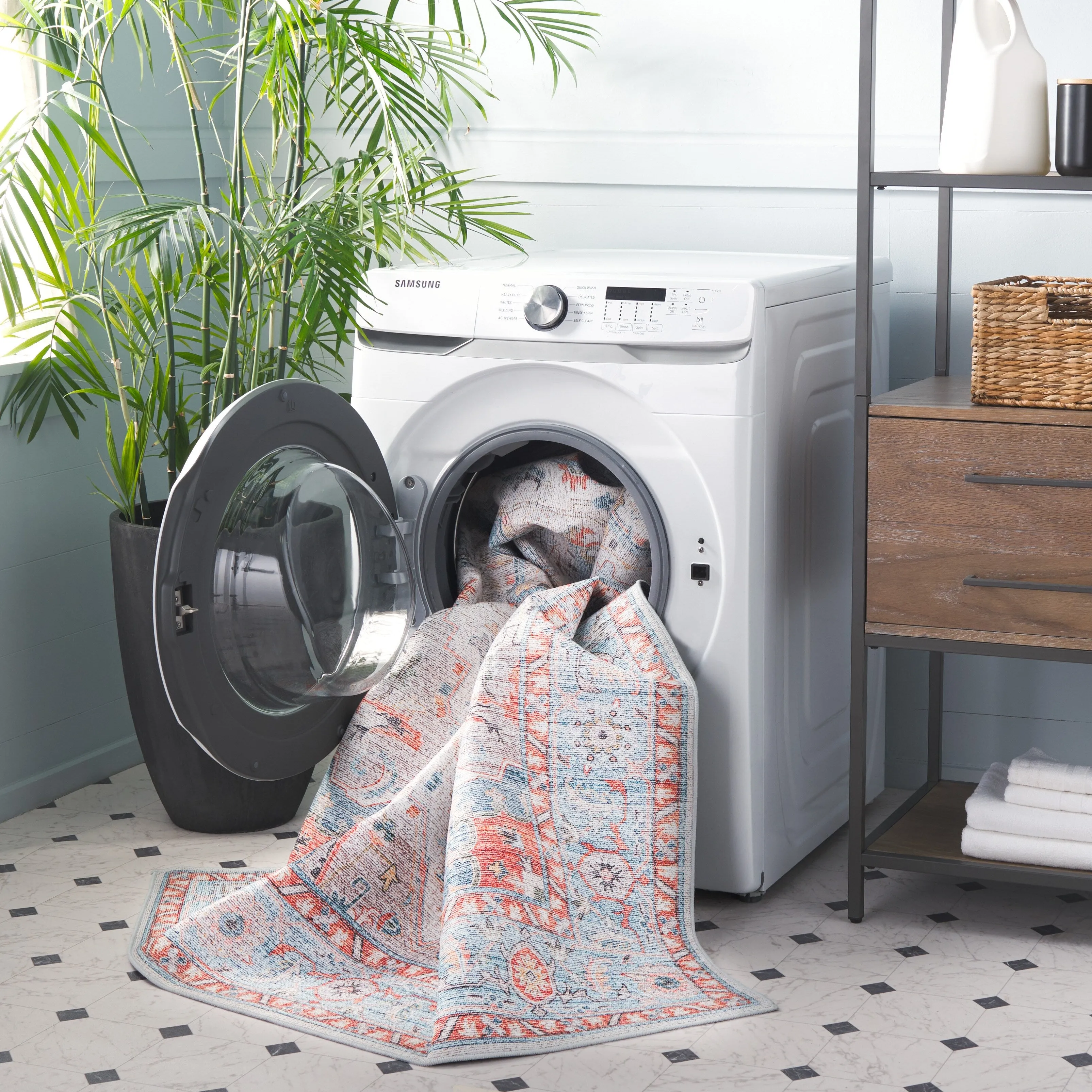 SAFAVIEH Tucson Ava Machine Washable Slip Resistant Shabby Chic