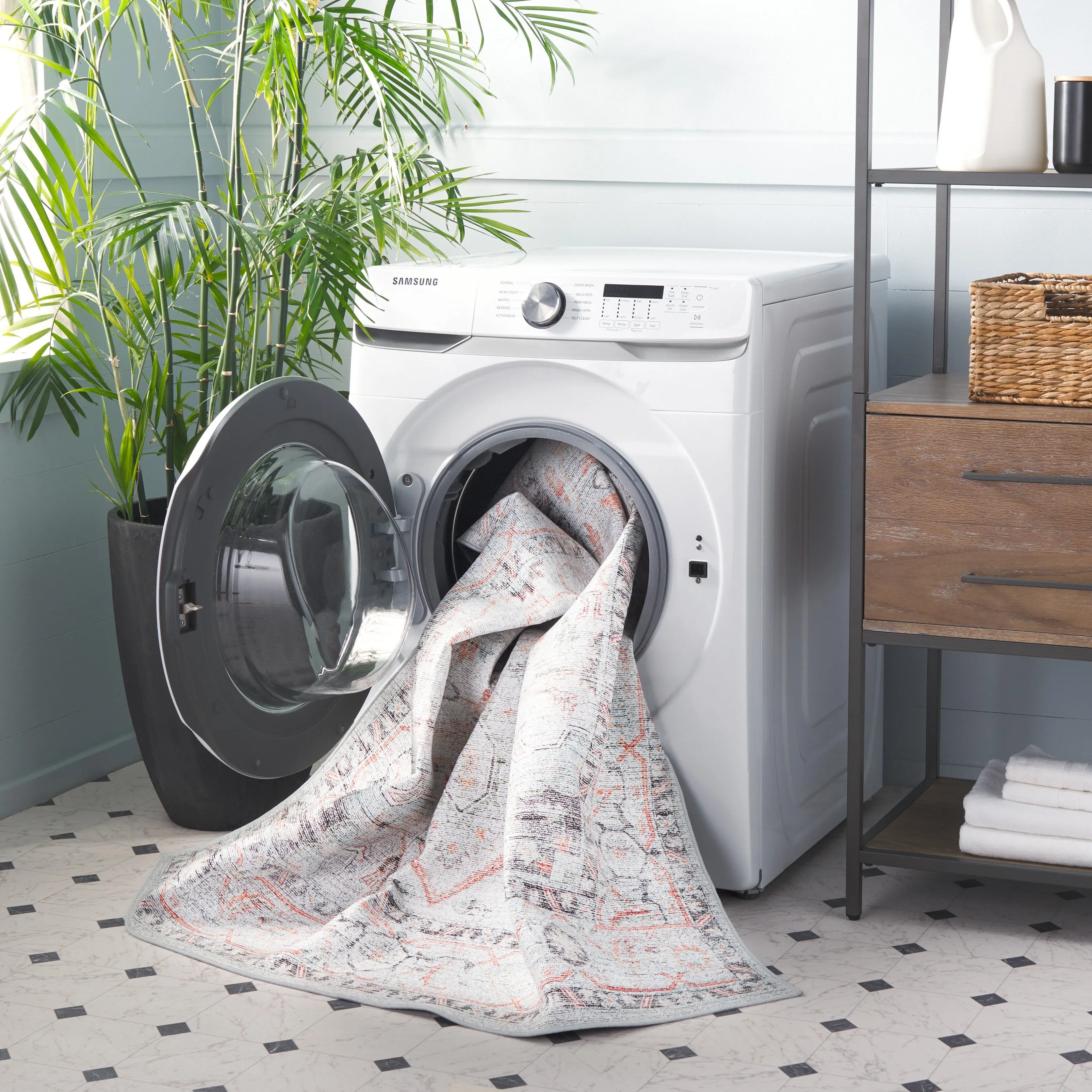 SAFAVIEH Tucson Ava Machine Washable Slip Resistant Shabby Chic