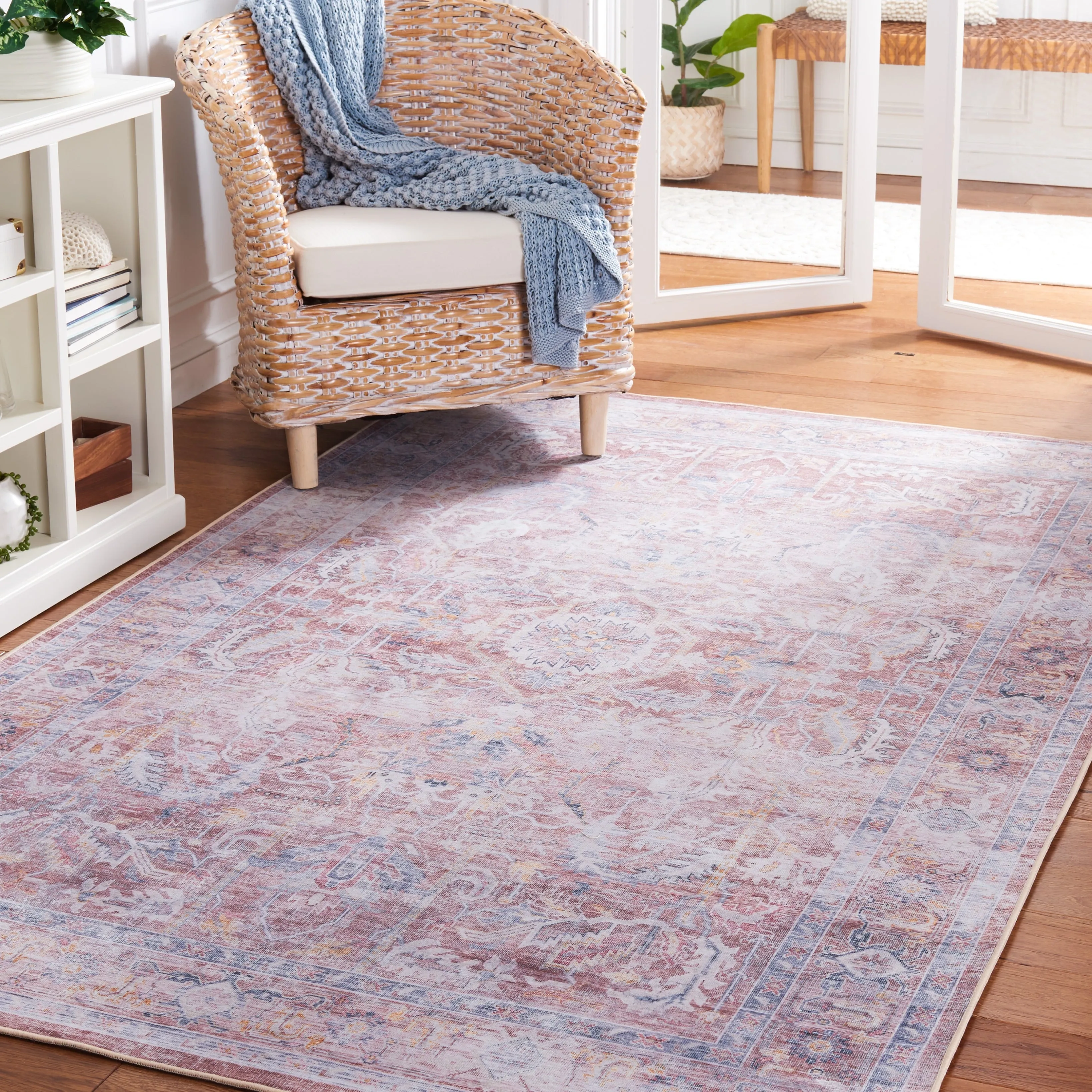 SAFAVIEH Tucson Machine Washable Slip Resistant Dena Oriental Distressed