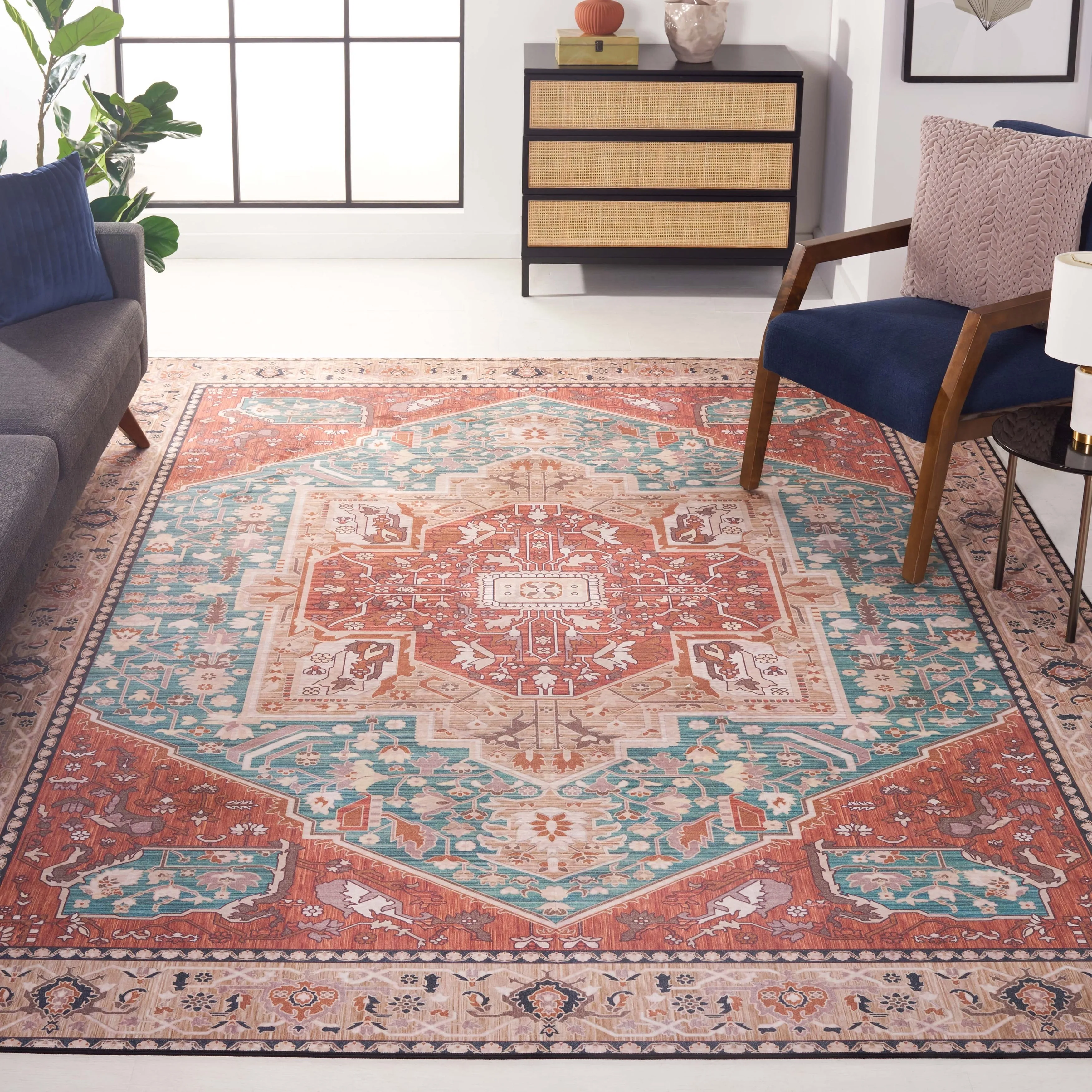 SAFAVIEH Tucson Machine Washable Slip Resistant Dessa Traditional Rug