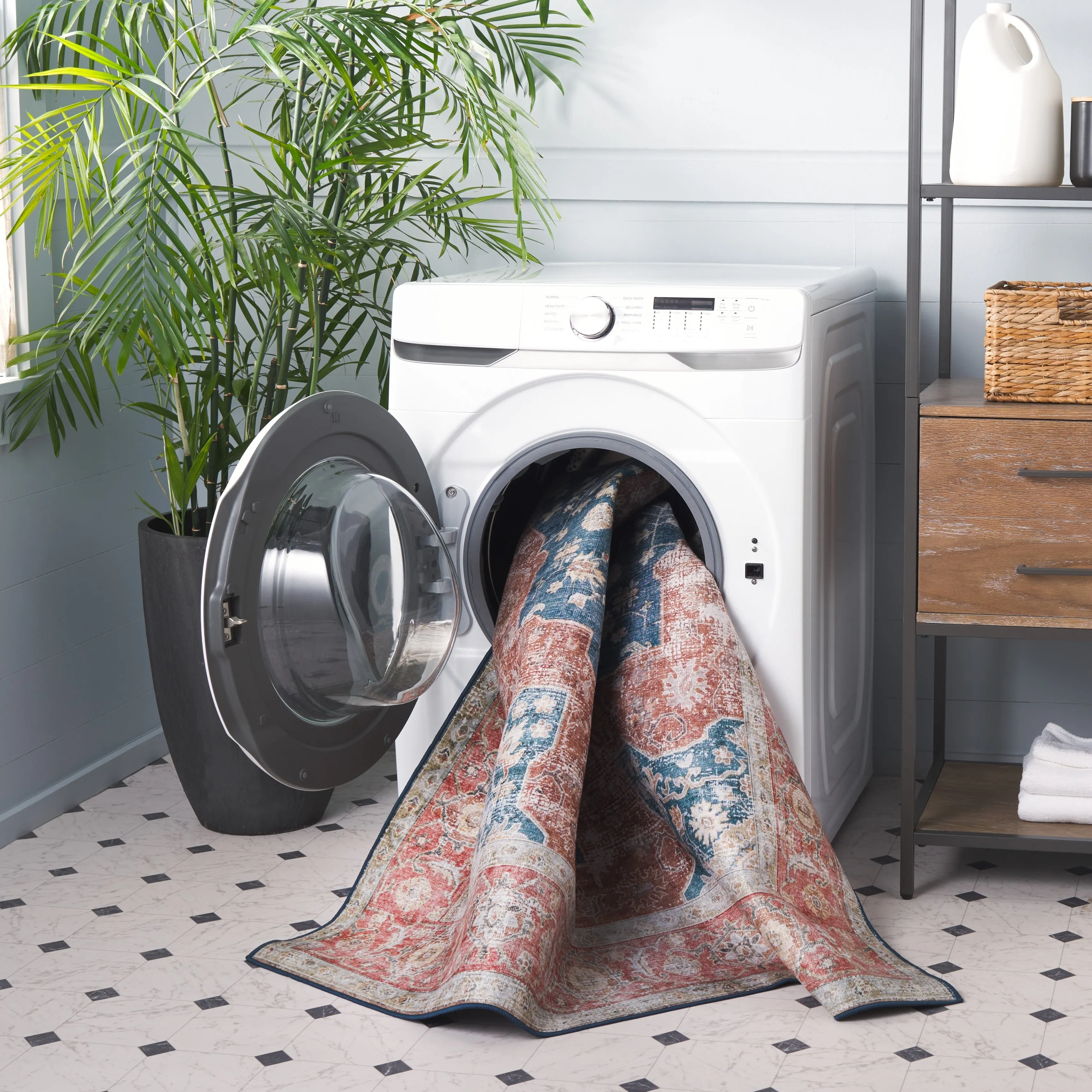 SAFAVIEH. Tucson Machine Washable Slip Resistant Queenie Oriental Medallion