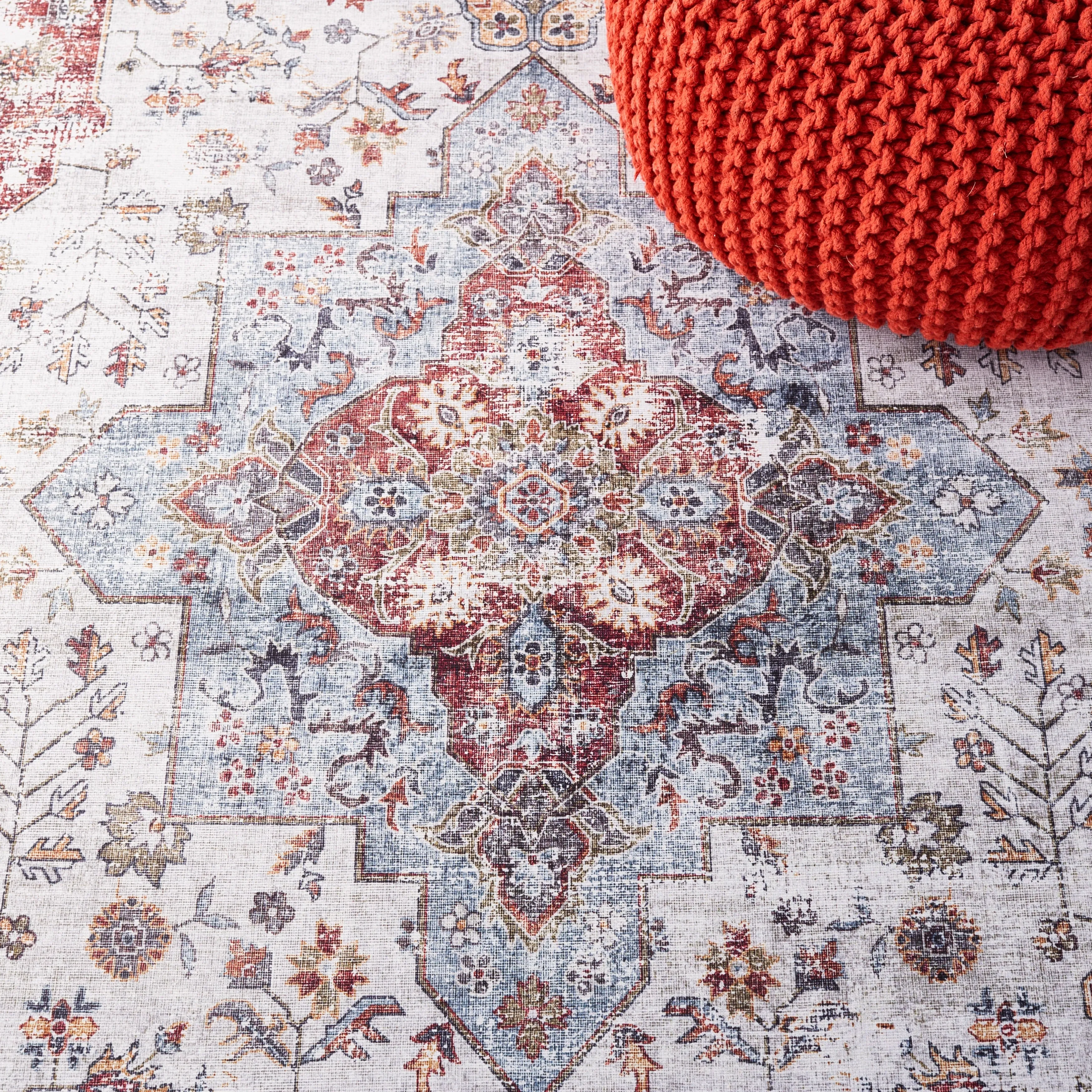 SAFAVIEH. Tucson Machine Washable Slip Resistant Queenie Oriental Medallion