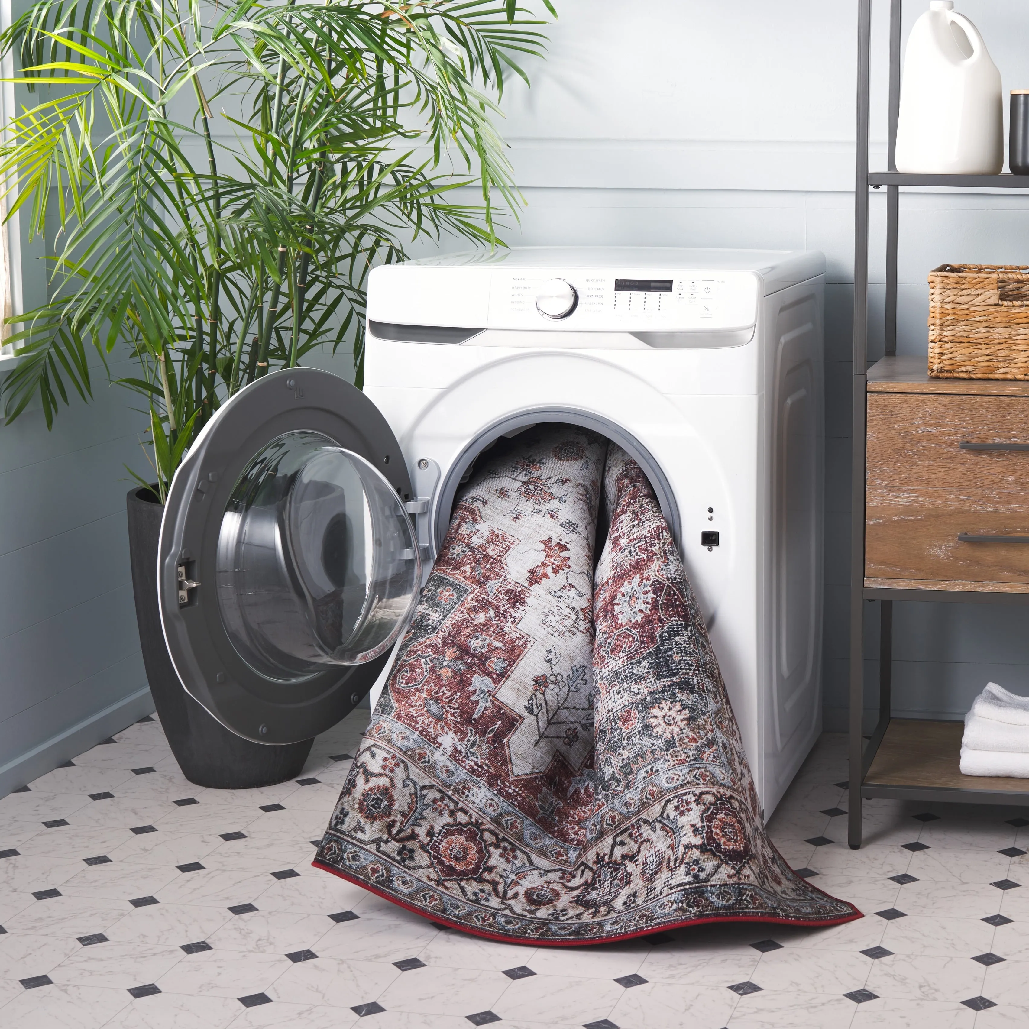 SAFAVIEH. Tucson Machine Washable Slip Resistant Queenie Oriental Medallion