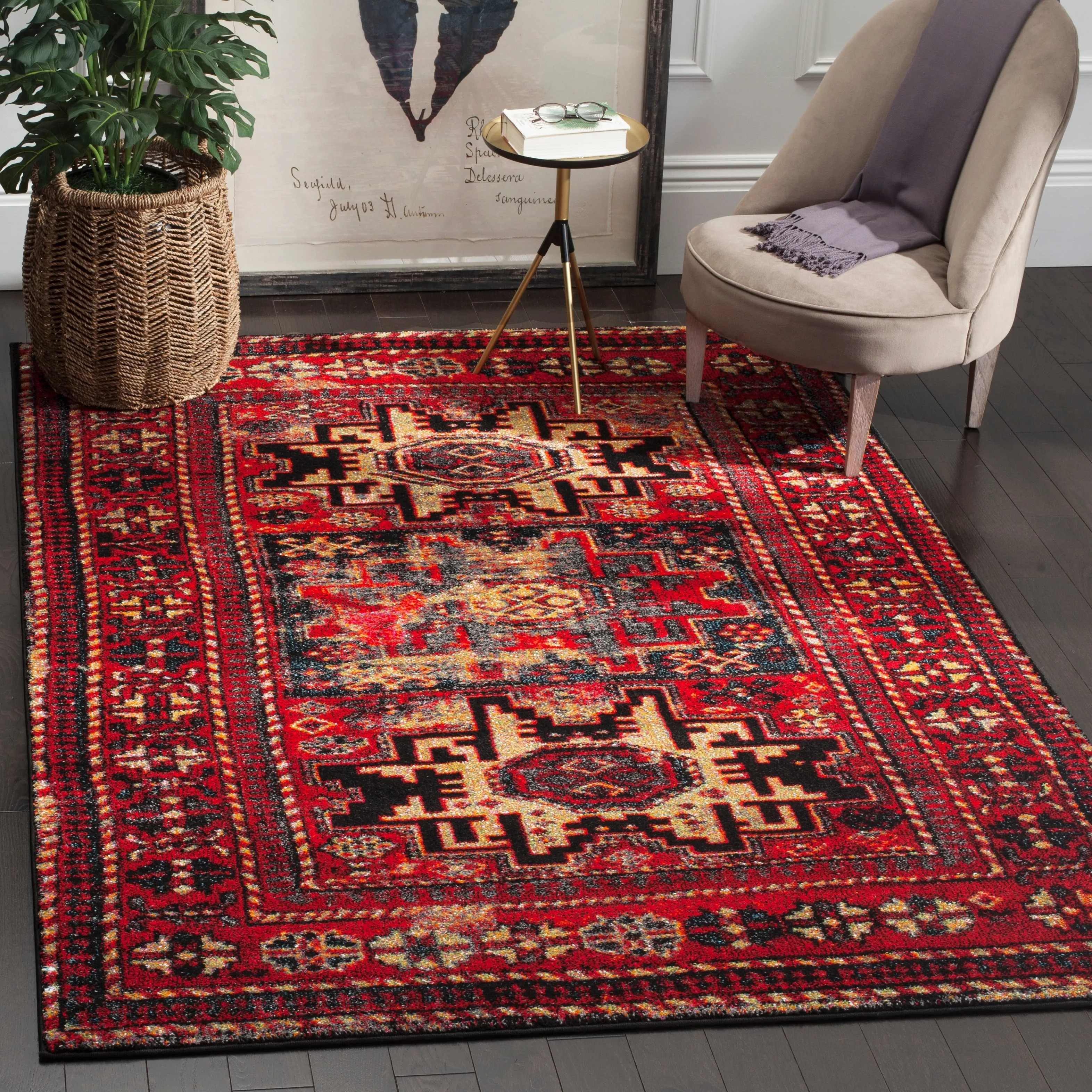 SAFAVIEH. Vintage Hamadan Lilla Oriental Distressed Rug