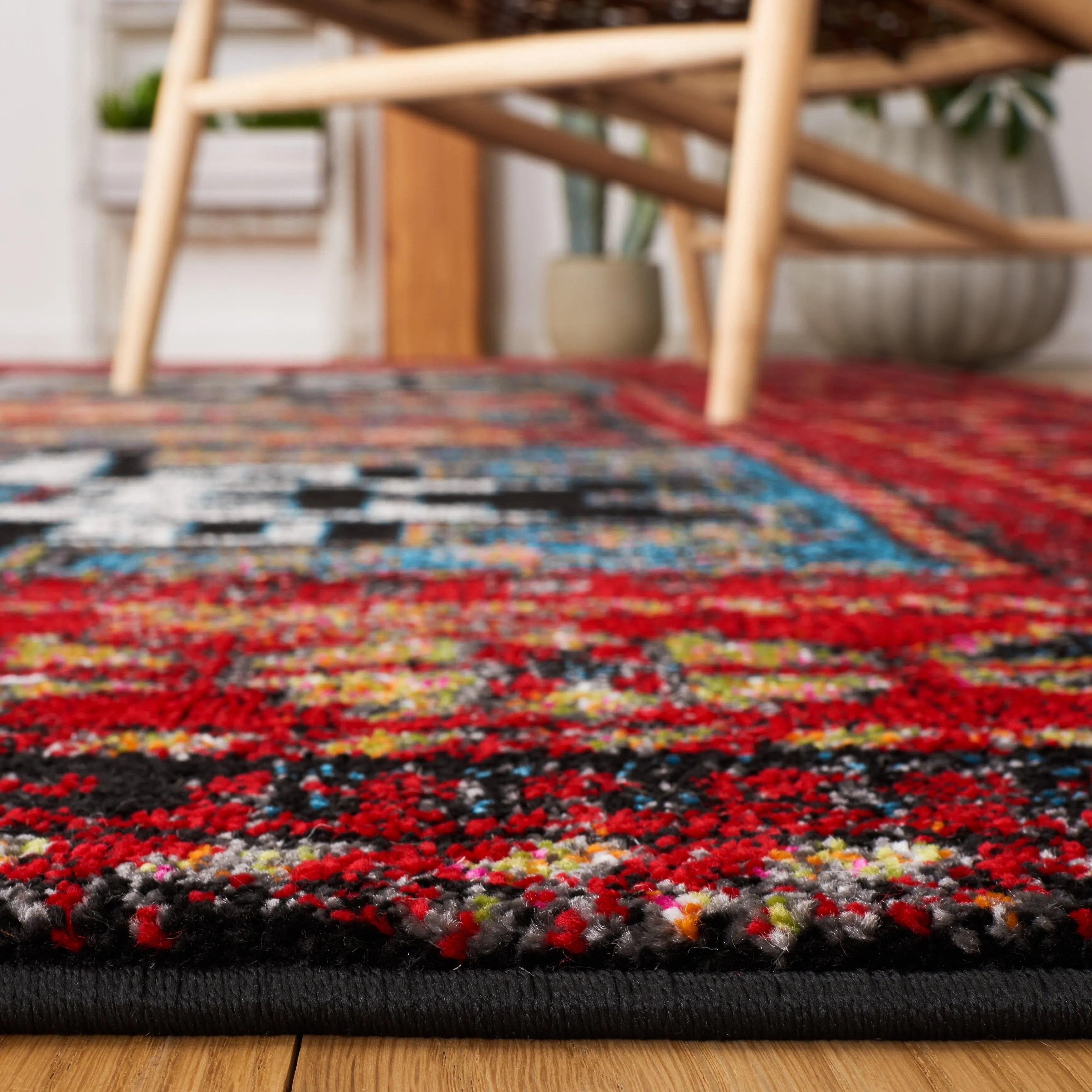 SAFAVIEH. Vintage Hamadan Lilla Oriental Distressed Rug