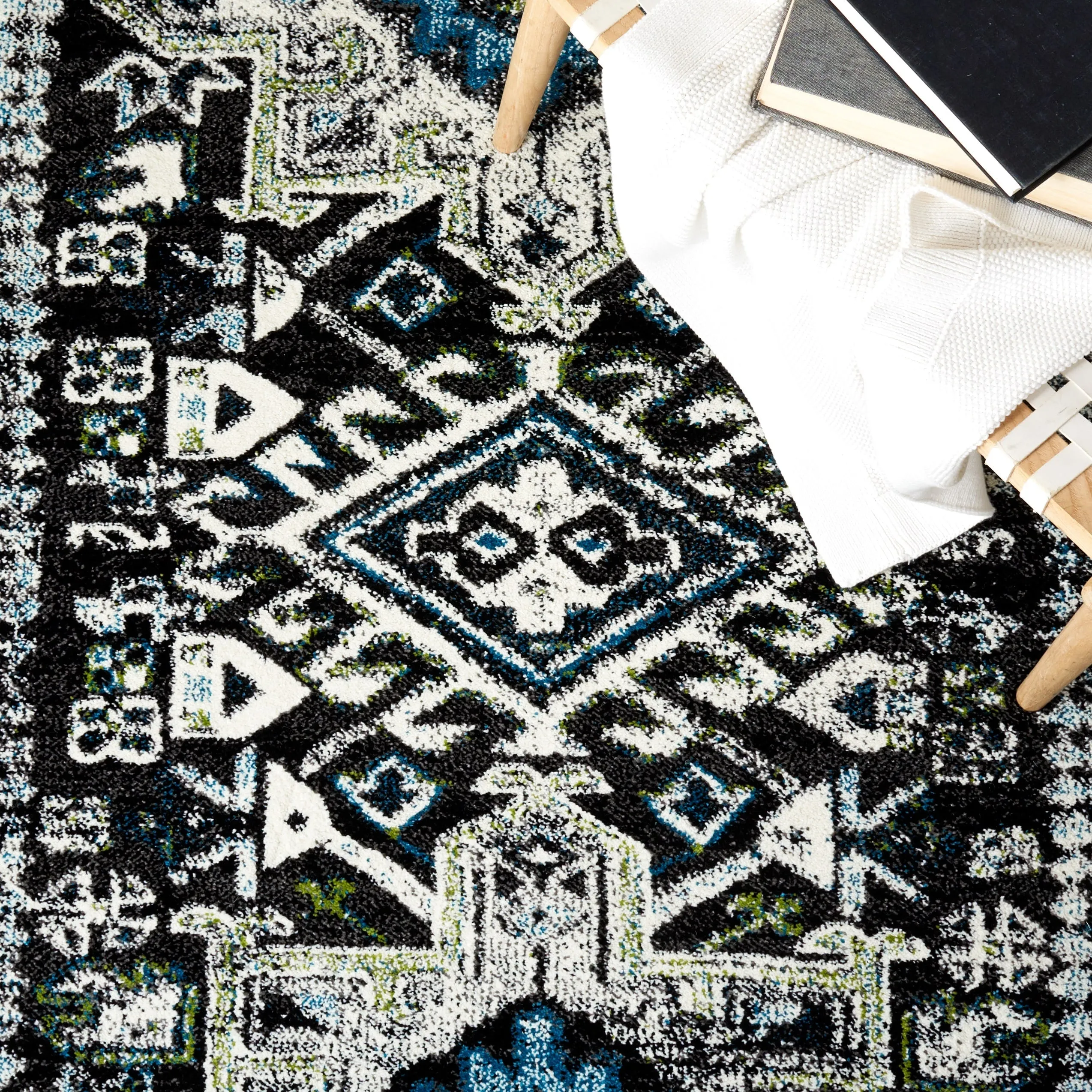 SAFAVIEH Vintage Hamadan Vina Oriental Rug