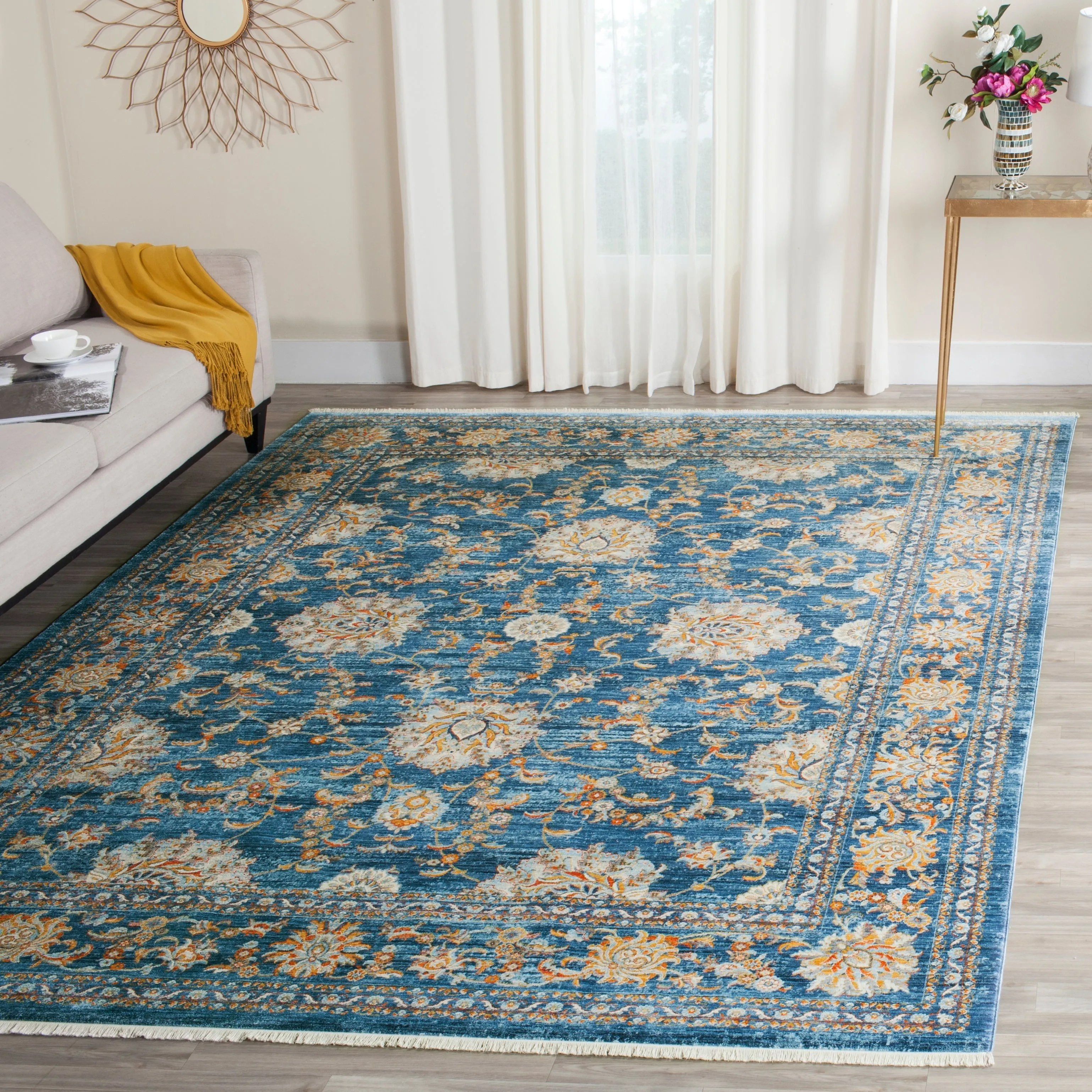 SAFAVIEH Vintage Persian Bernharda Traditional Oriental Rug