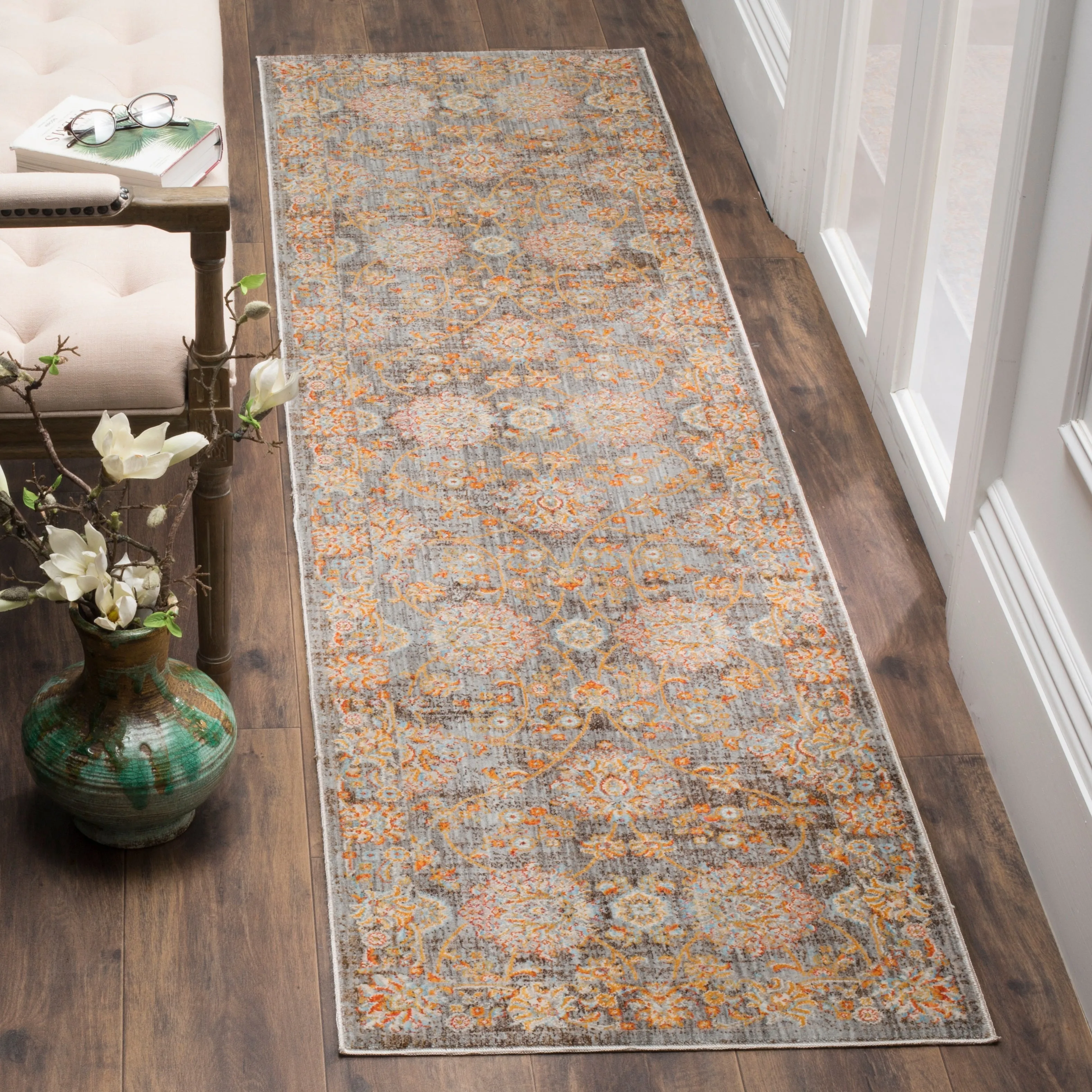 SAFAVIEH Vintage Persian Bernharda Traditional Oriental Rug